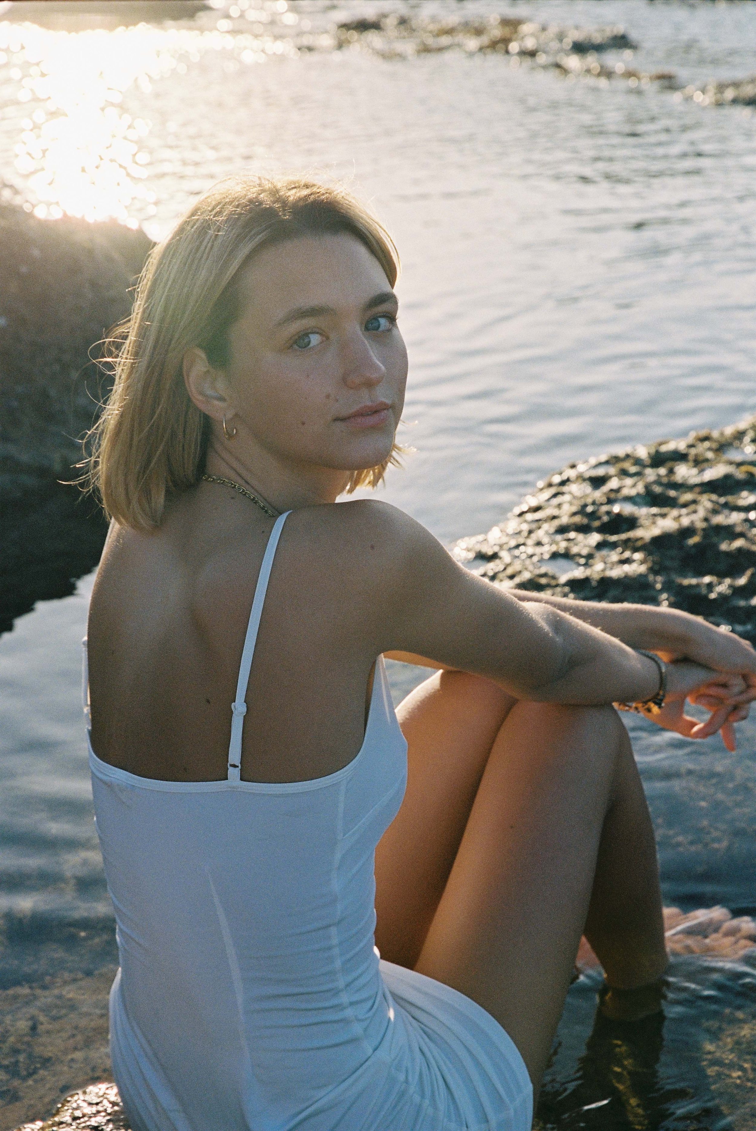 @rubyljennings-@faconmodels-photo@ofoliver-balmoral-beach-94.jpg