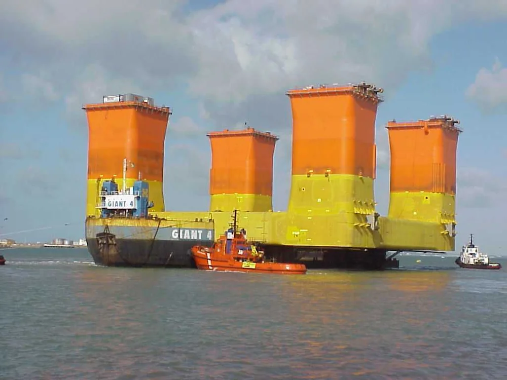 Float off of the Snorre B offshore platform at Dragados Offshore