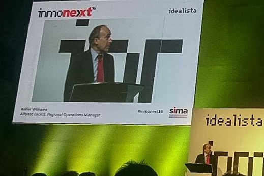 Alfonso Lacruz speaking at Inmonext, the Idealista forum at SIMA Madrid