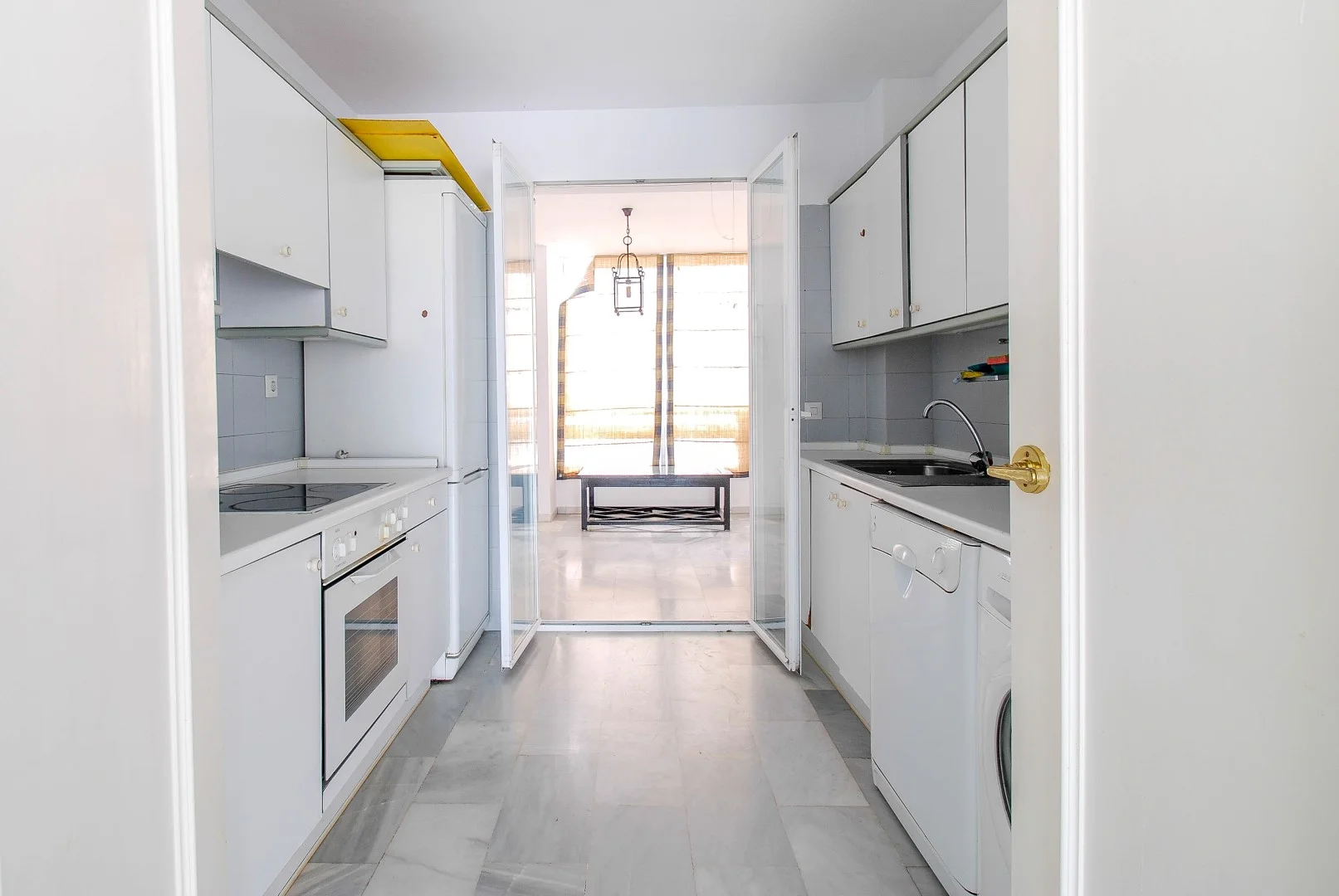 SOLD Apartment Jacarandas de Bel Air Estepona — TOP AGENT ALFONSO LACRUZ REAL ESTATE AND