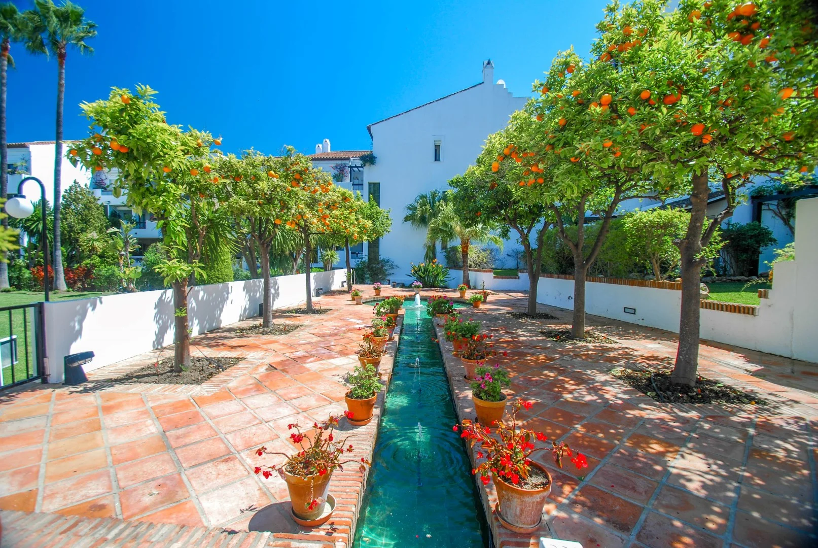 SOLD Apartment Jacarandas de Bel Air Estepona — TOP AGENT ALFONSO LACRUZ REAL ESTATE AND