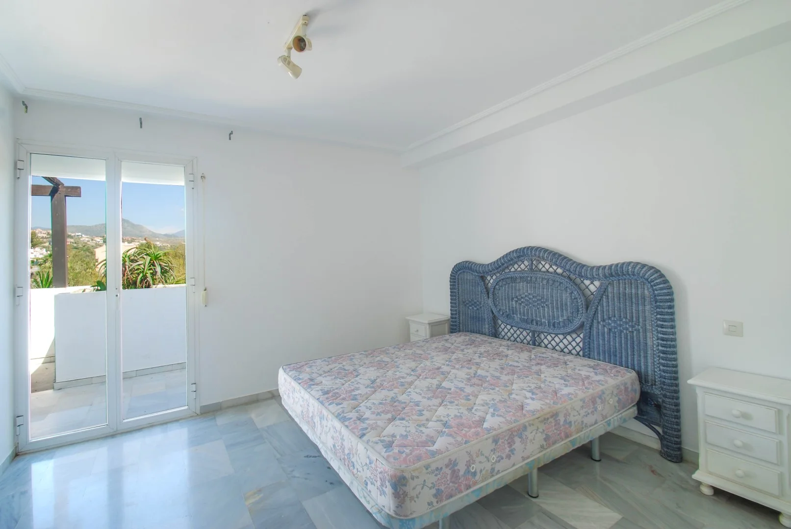 SOLD Apartment Jacarandas de Bel Air Estepona — TOP AGENT ALFONSO LACRUZ REAL ESTATE AND