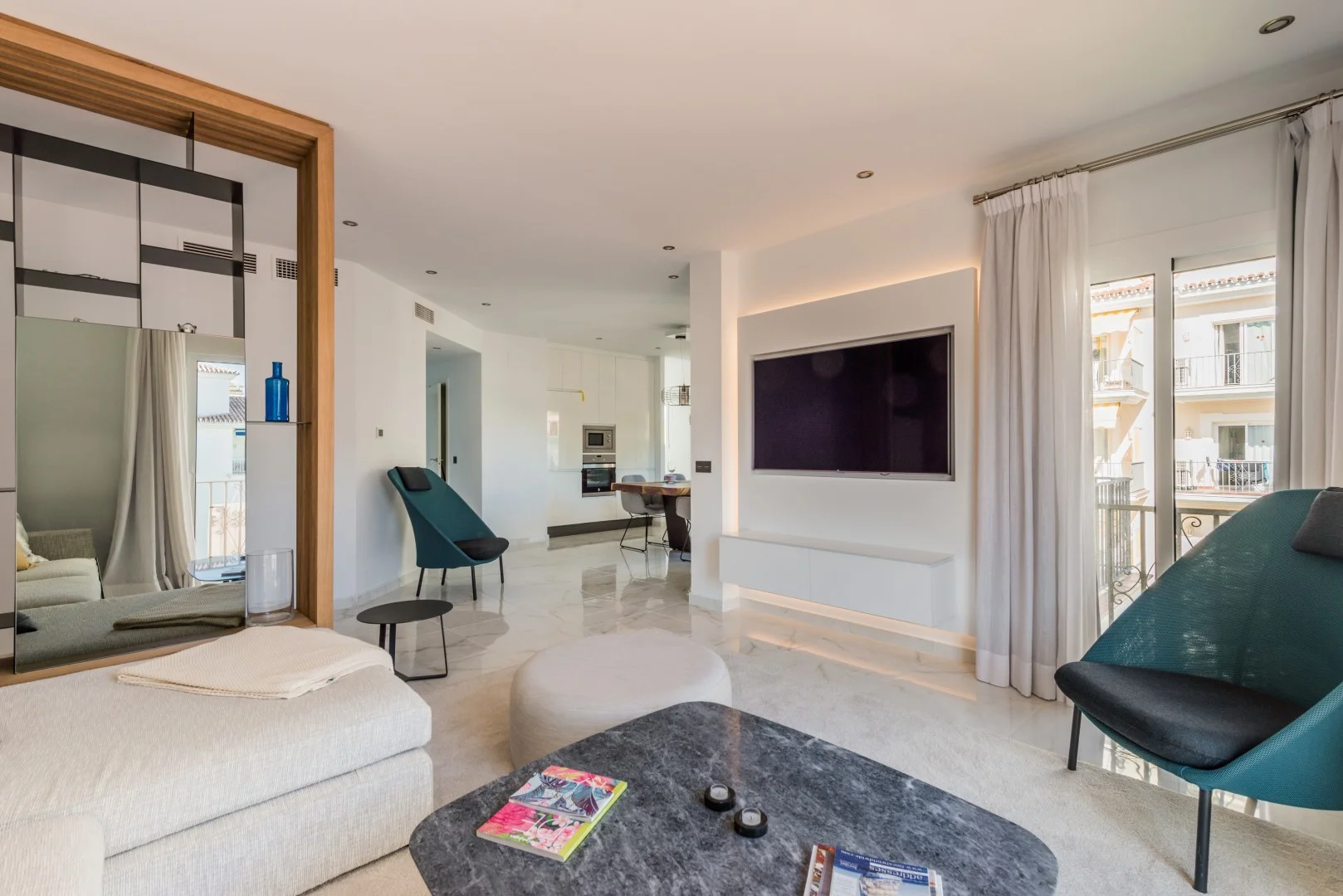 Penthouse Andalucia del Mar — TOP AGENT ALFONSO LACRUZ REAL ESTATE