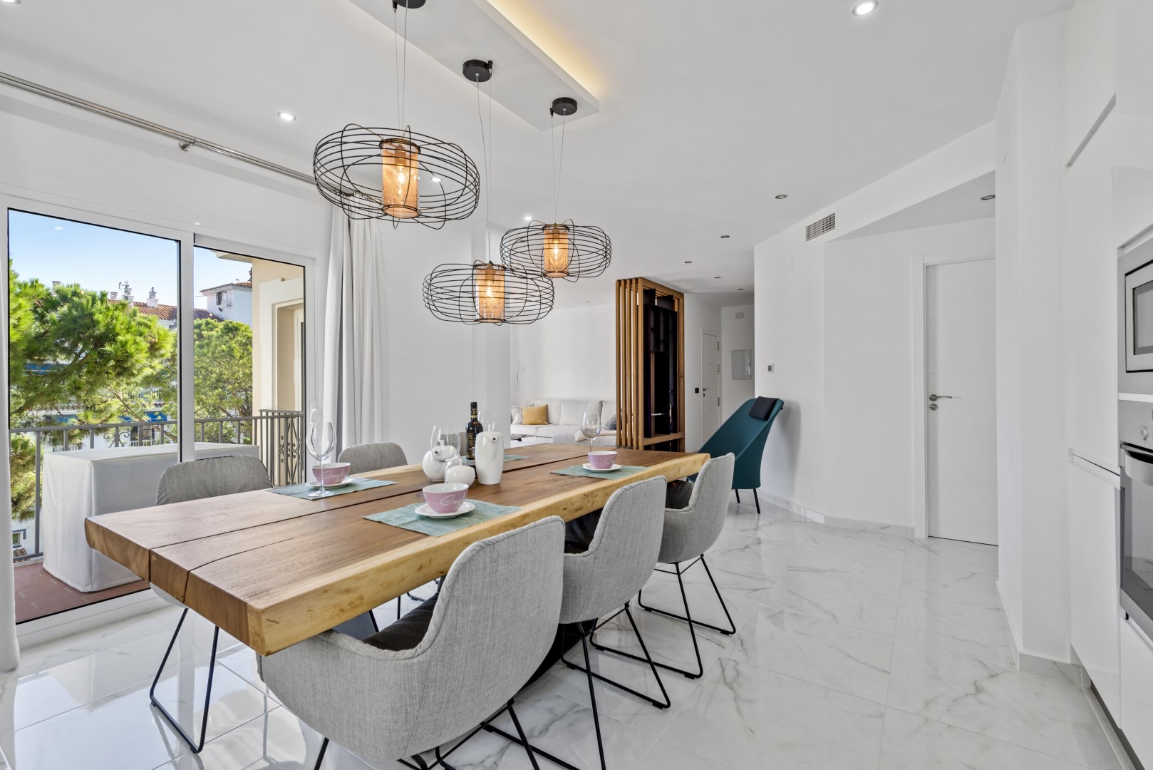 Penthouse Andalucia del Mar — TOP AGENT ALFONSO LACRUZ REAL ESTATE