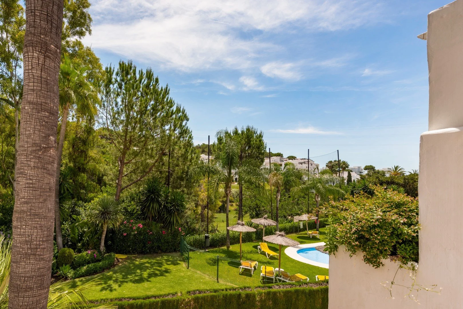 Soto de la Quinta I, bloque 4, bajo der — TOP AGENT ALFONSO LACRUZ REAL ESTATE AND PROPERTIES