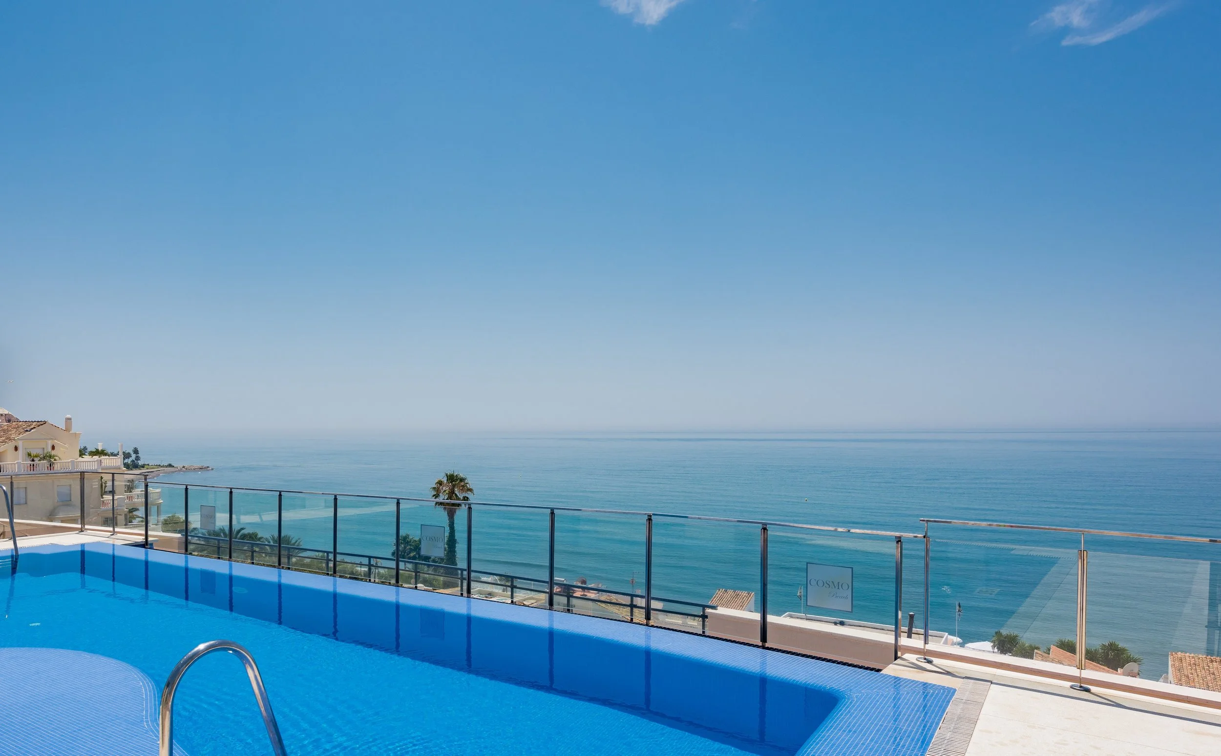 COSMO BEACH APARTMENT — TOP AGENT ALFONSO LACRUZ REAL ESTATE AND