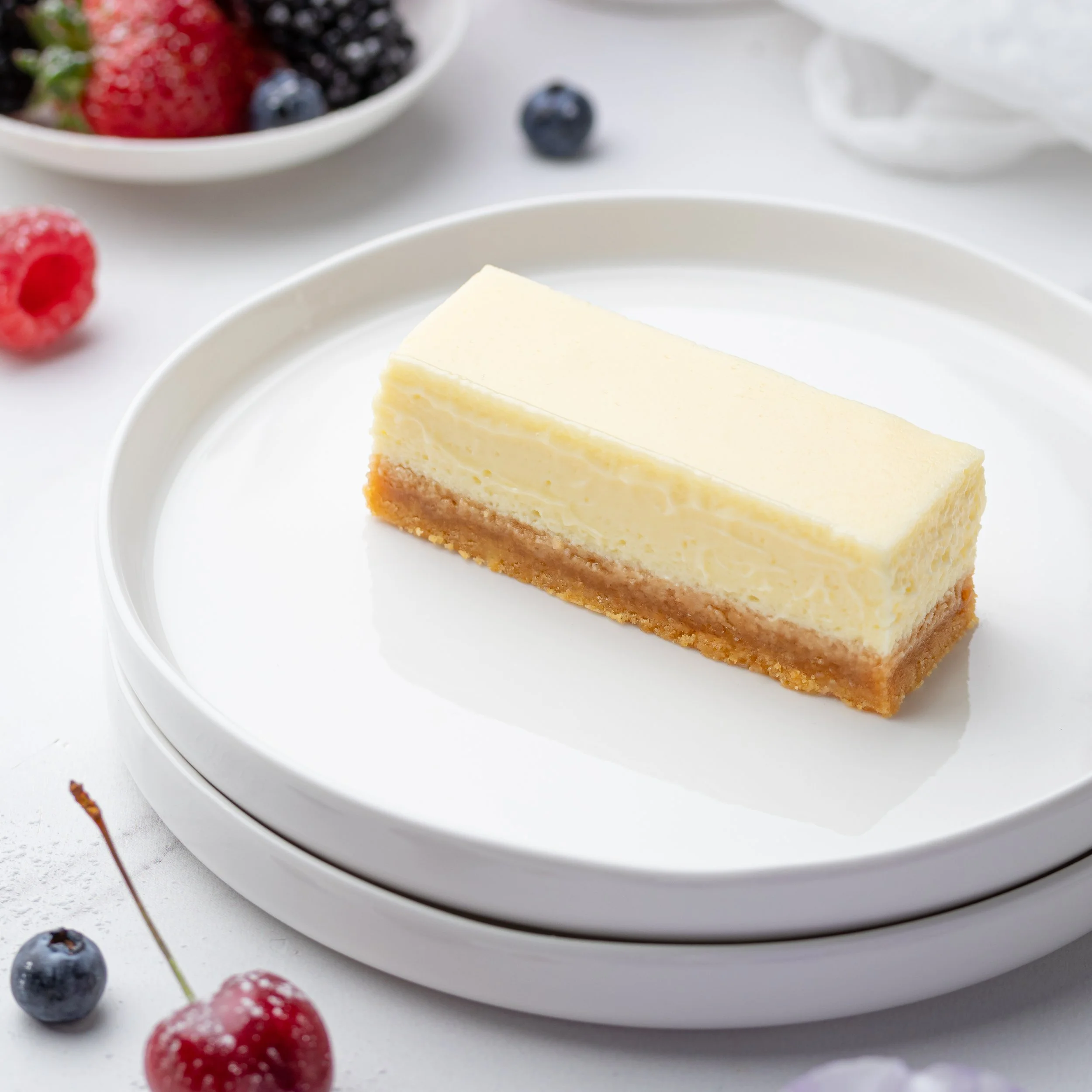Lemon Cheesecake Slice