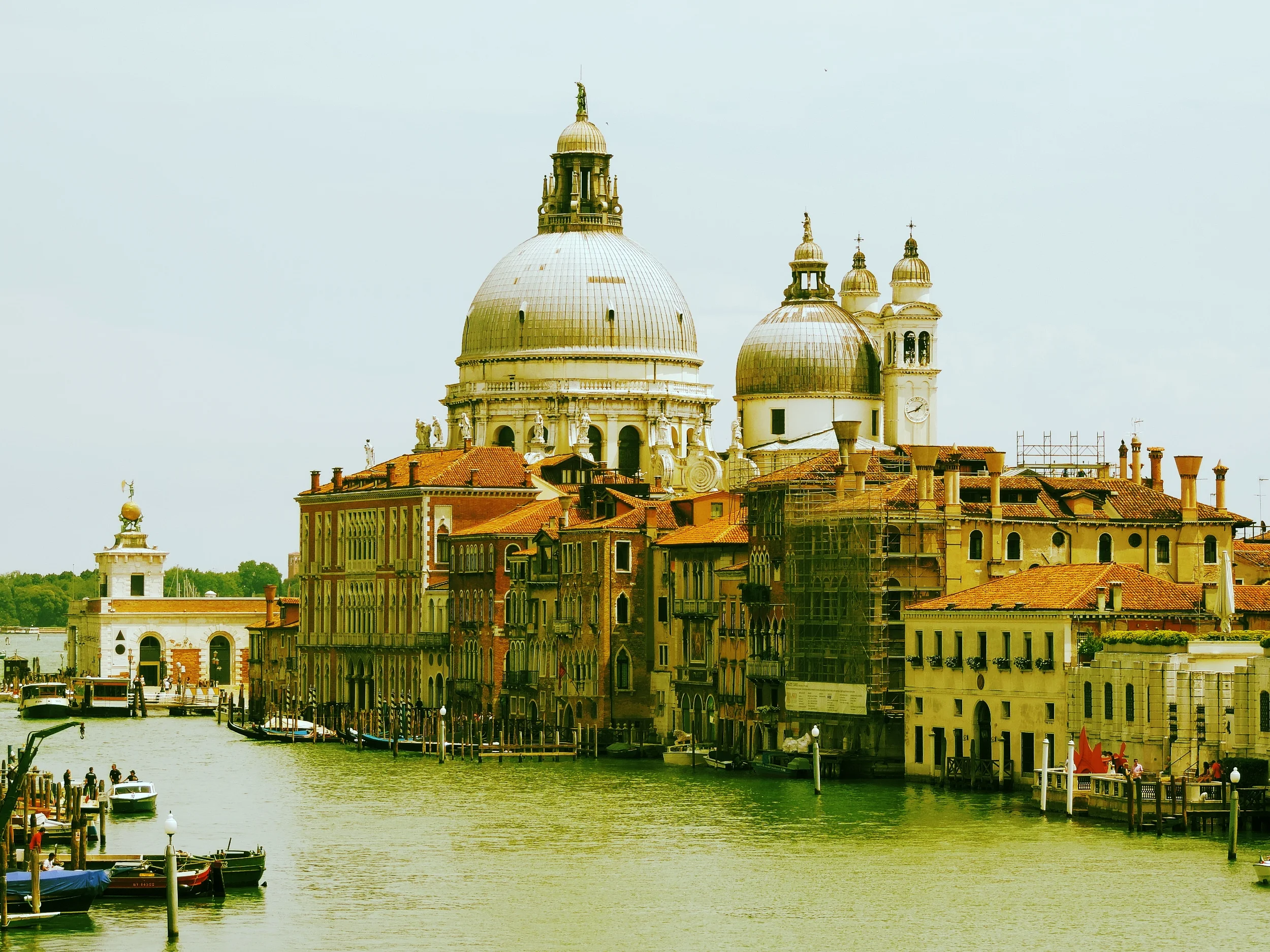 Mini Travel Guide: Lost in Venice