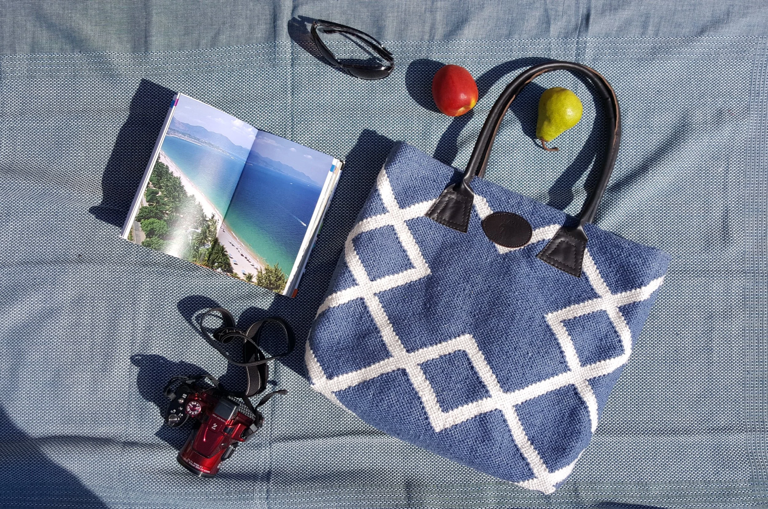 Juno Tote Bag .jpg