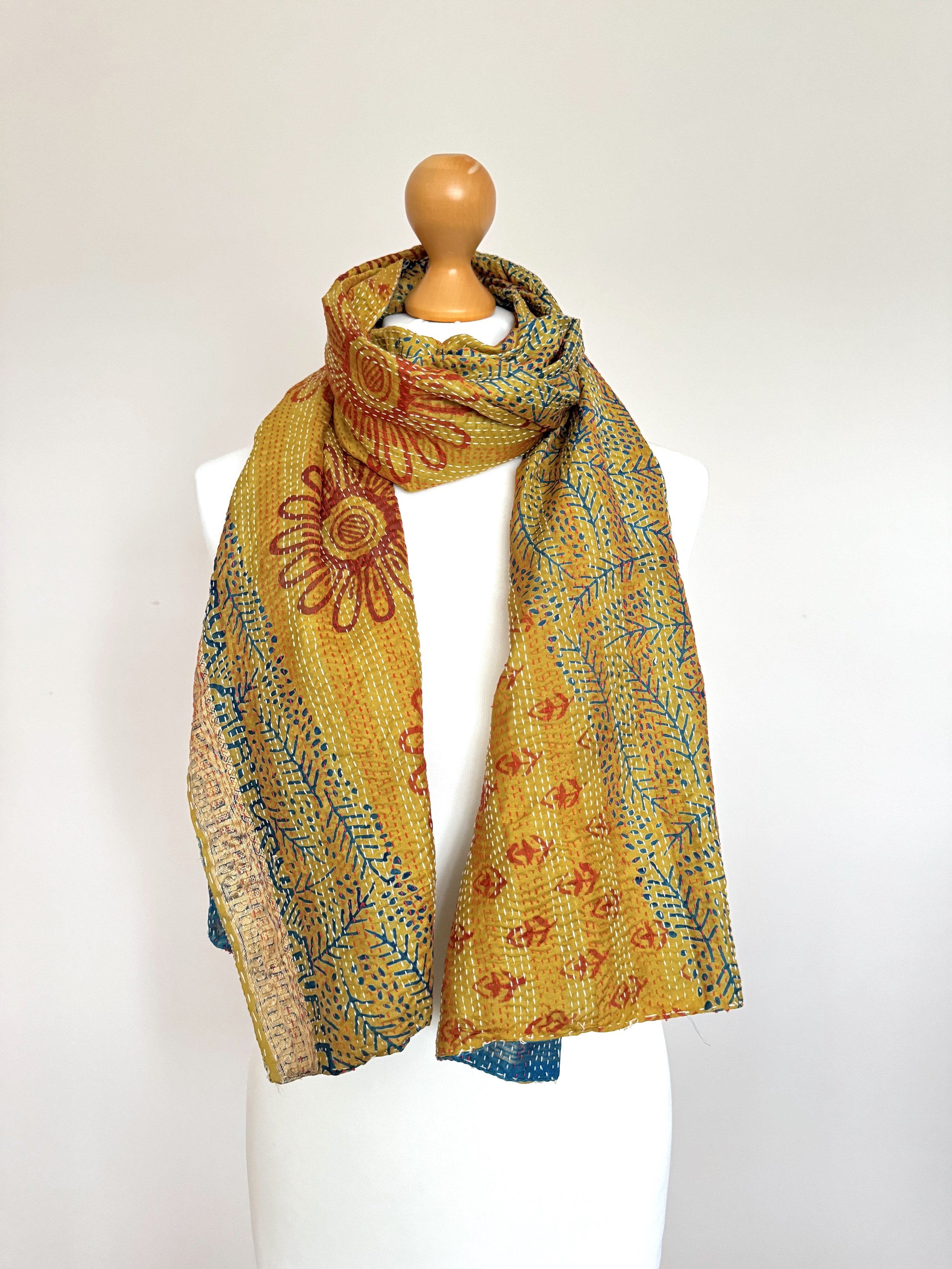 yellow-floral-sari-scarf.png