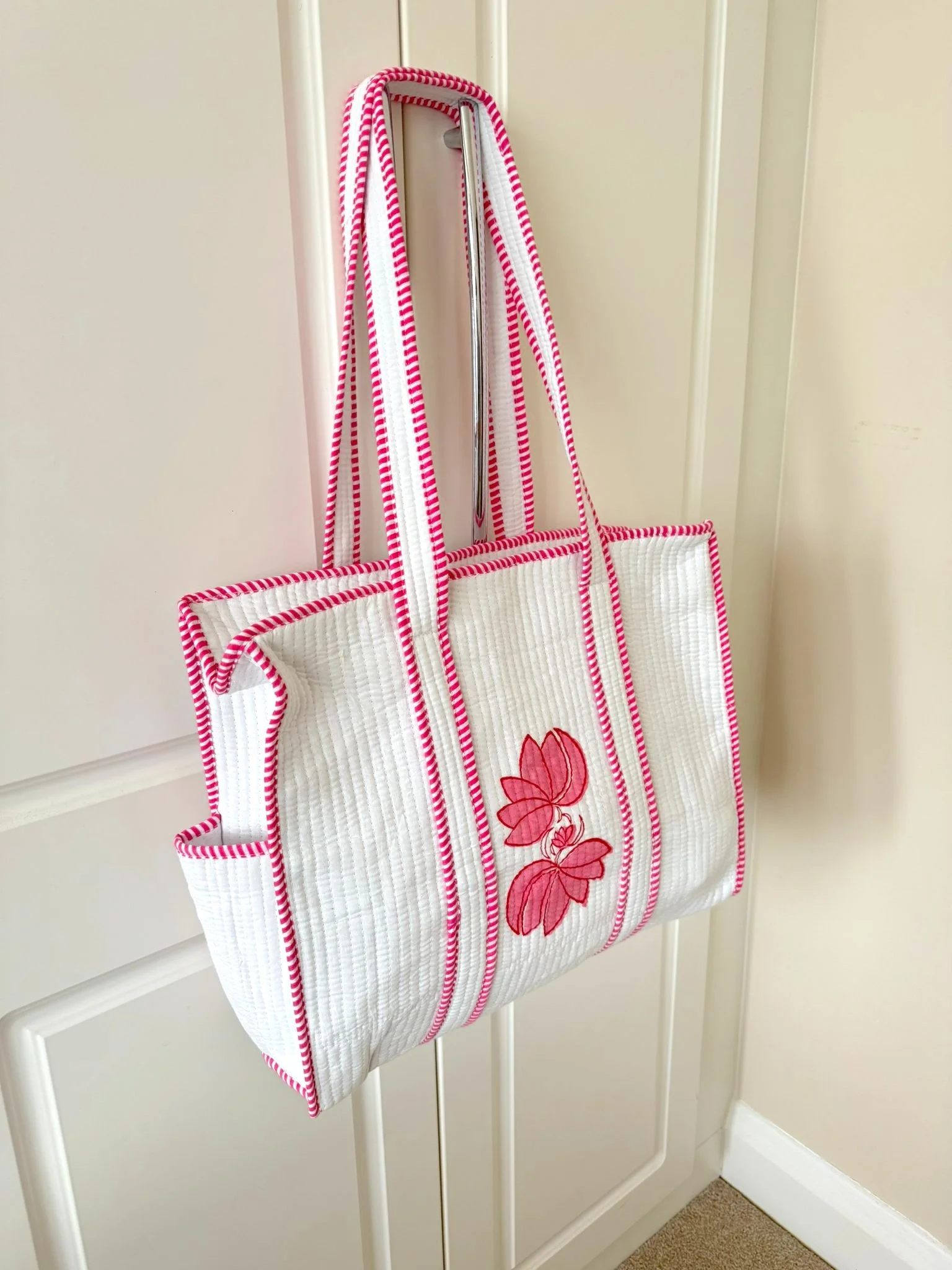 Rose Floral Block Print Quilted Beach Bag -Off White/Pink