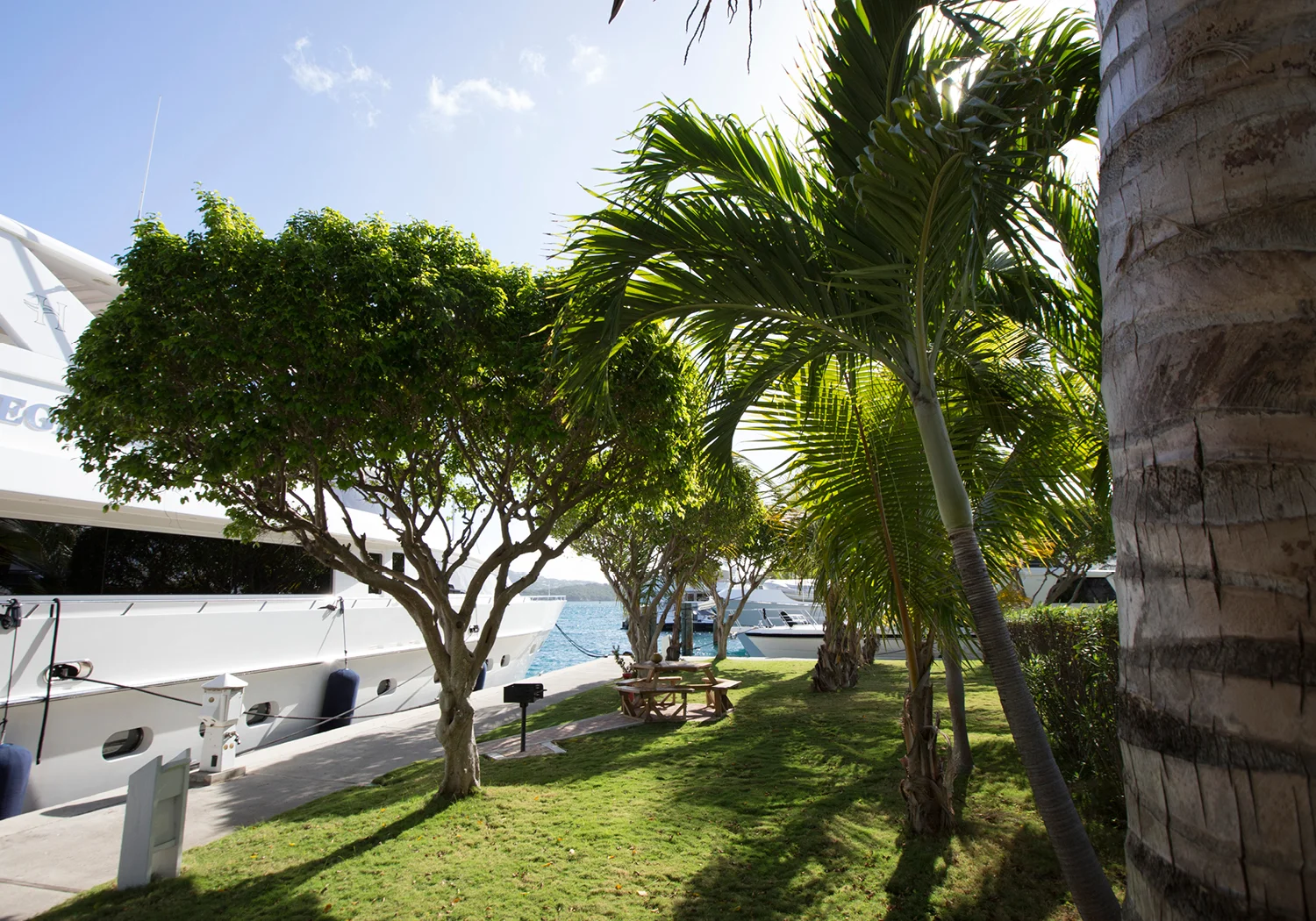 Bacchus-Luxury-Yacht-Gallery-9.jpg