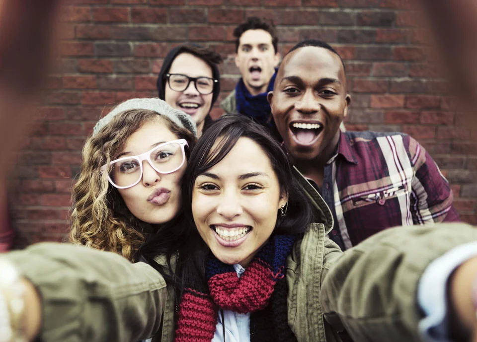 iStock_ uni students .jpeg