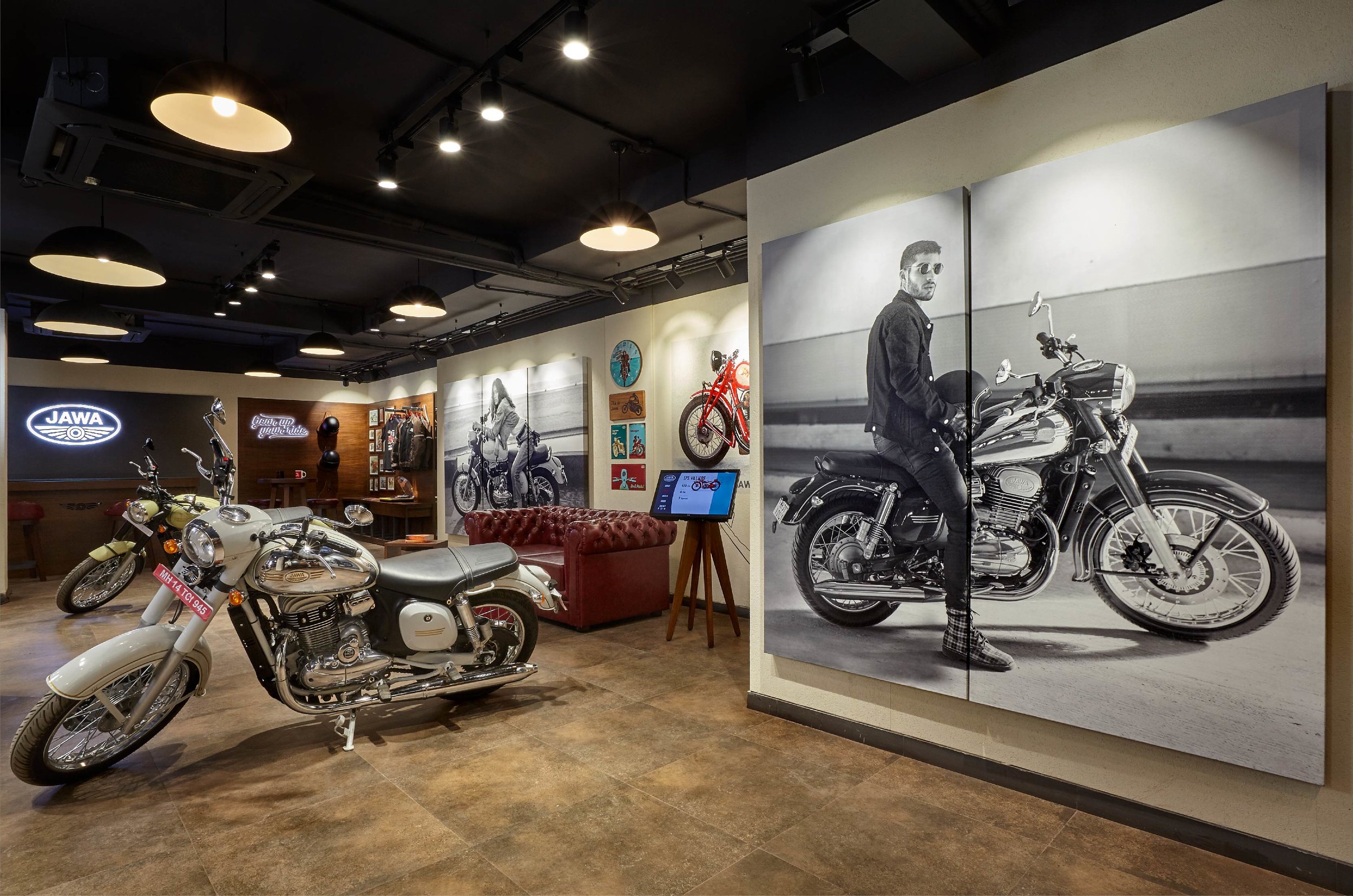 Jawa Motorcycles_Retail Design_Elephant Design, Pune, Singapore_5.jpg