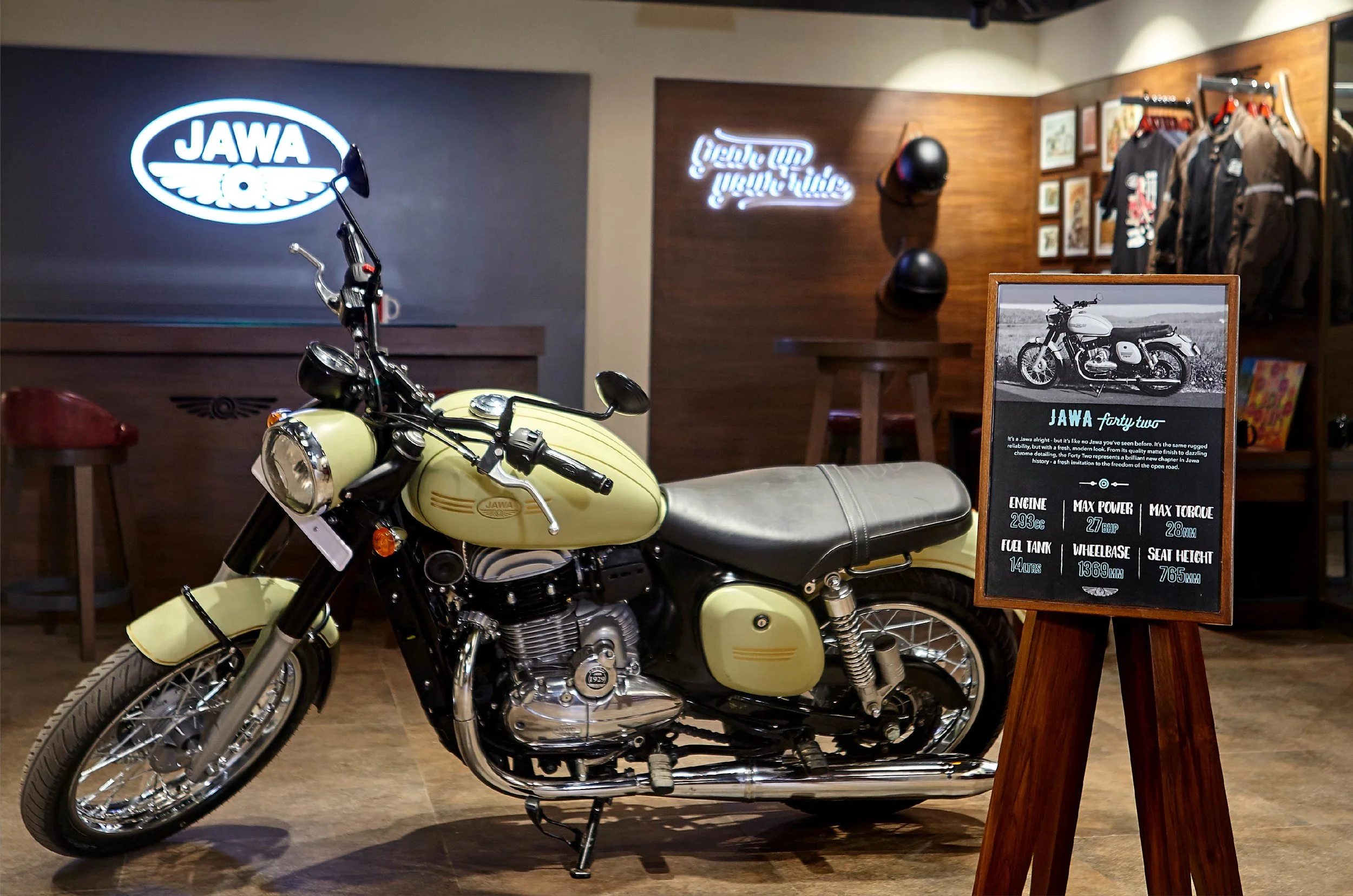 Jawa Showroom Jawa Bike Headquarters Jawa Hot Sale Motorcycle Showroom