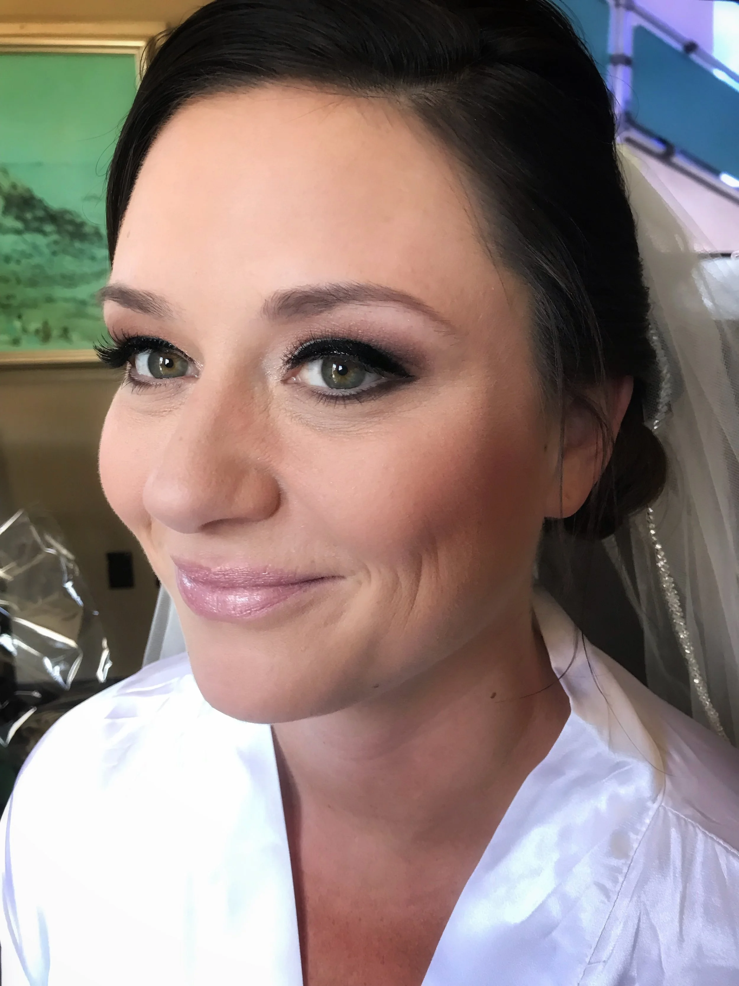 You can also book your ‘In-Studio’ makeup session 24/7 through the booksyapp.