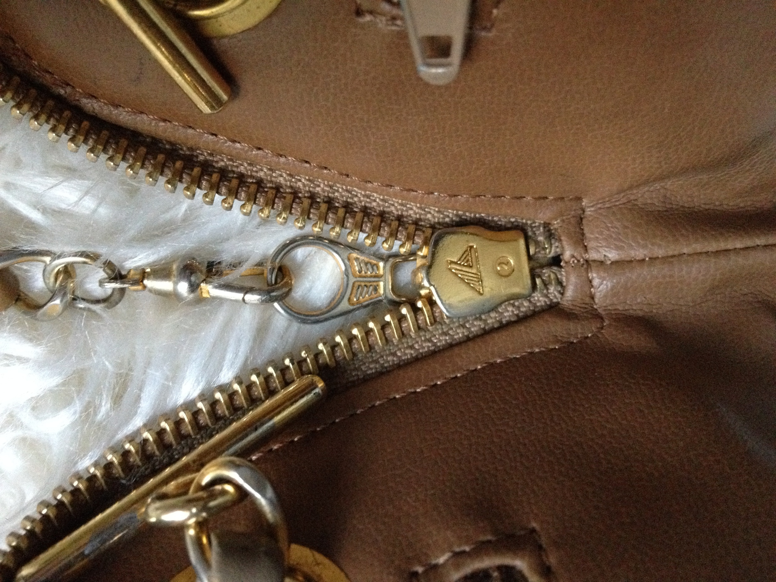 side-chanel-bag14.jpg