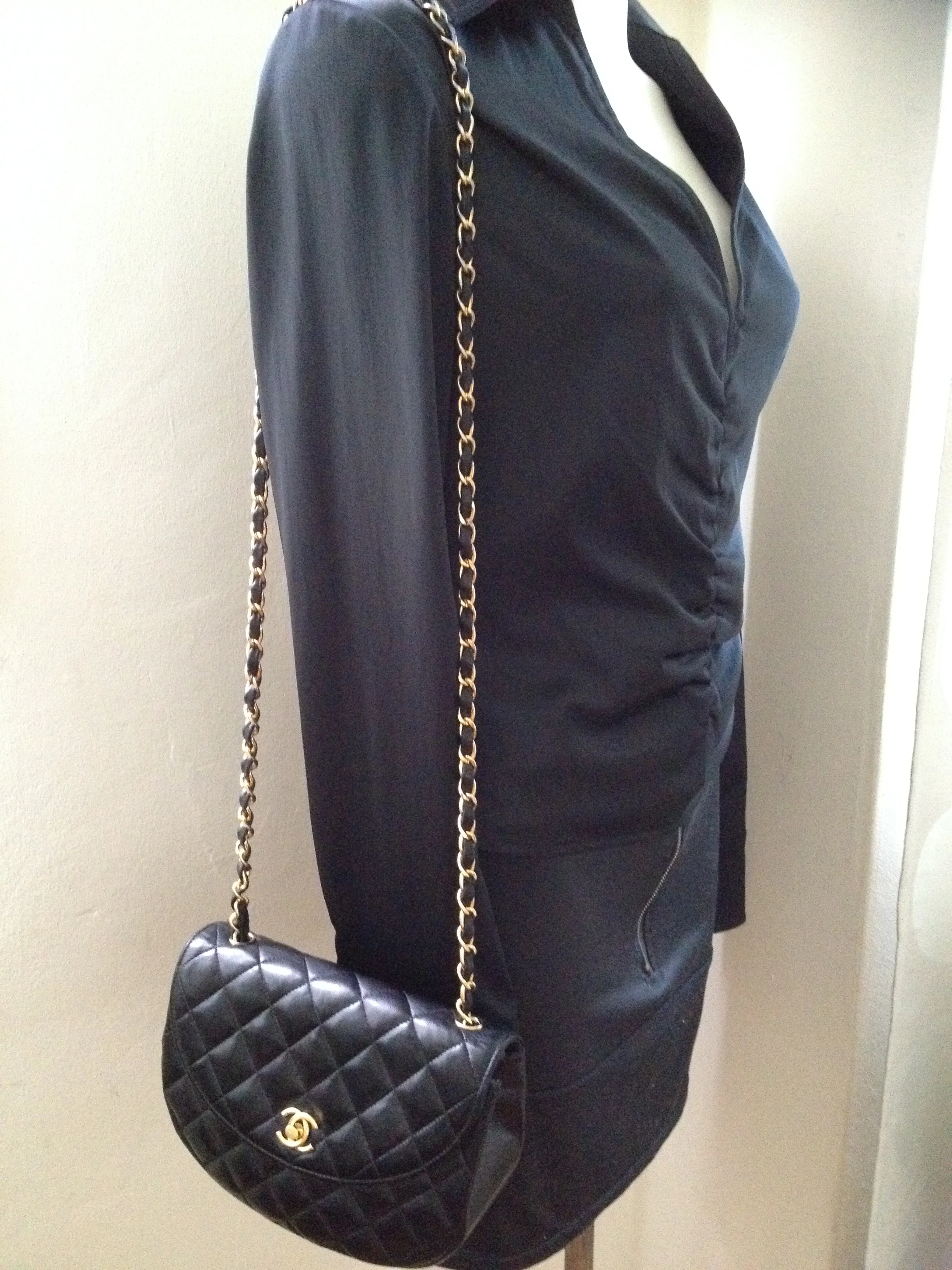 side-chanel-bag 001.jpg