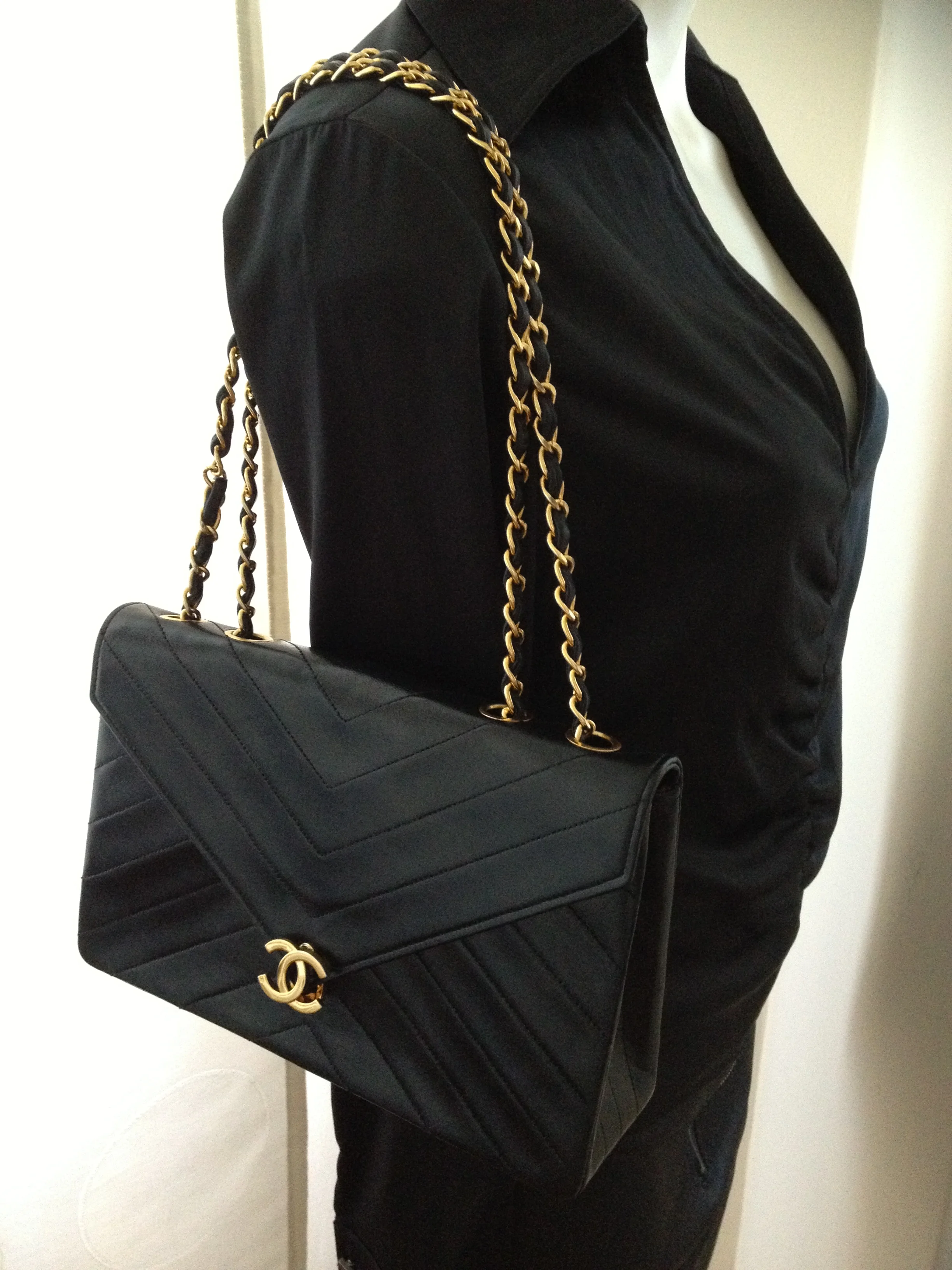 side-chanel-bag 001.jpg