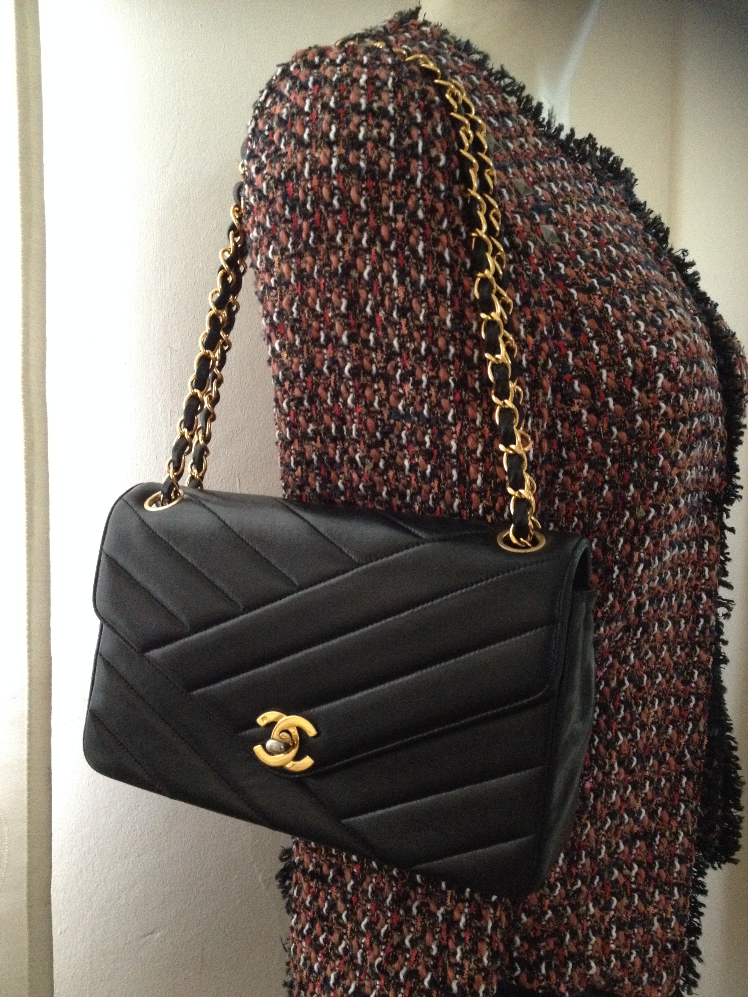 side-chanel-bag 001.jpg