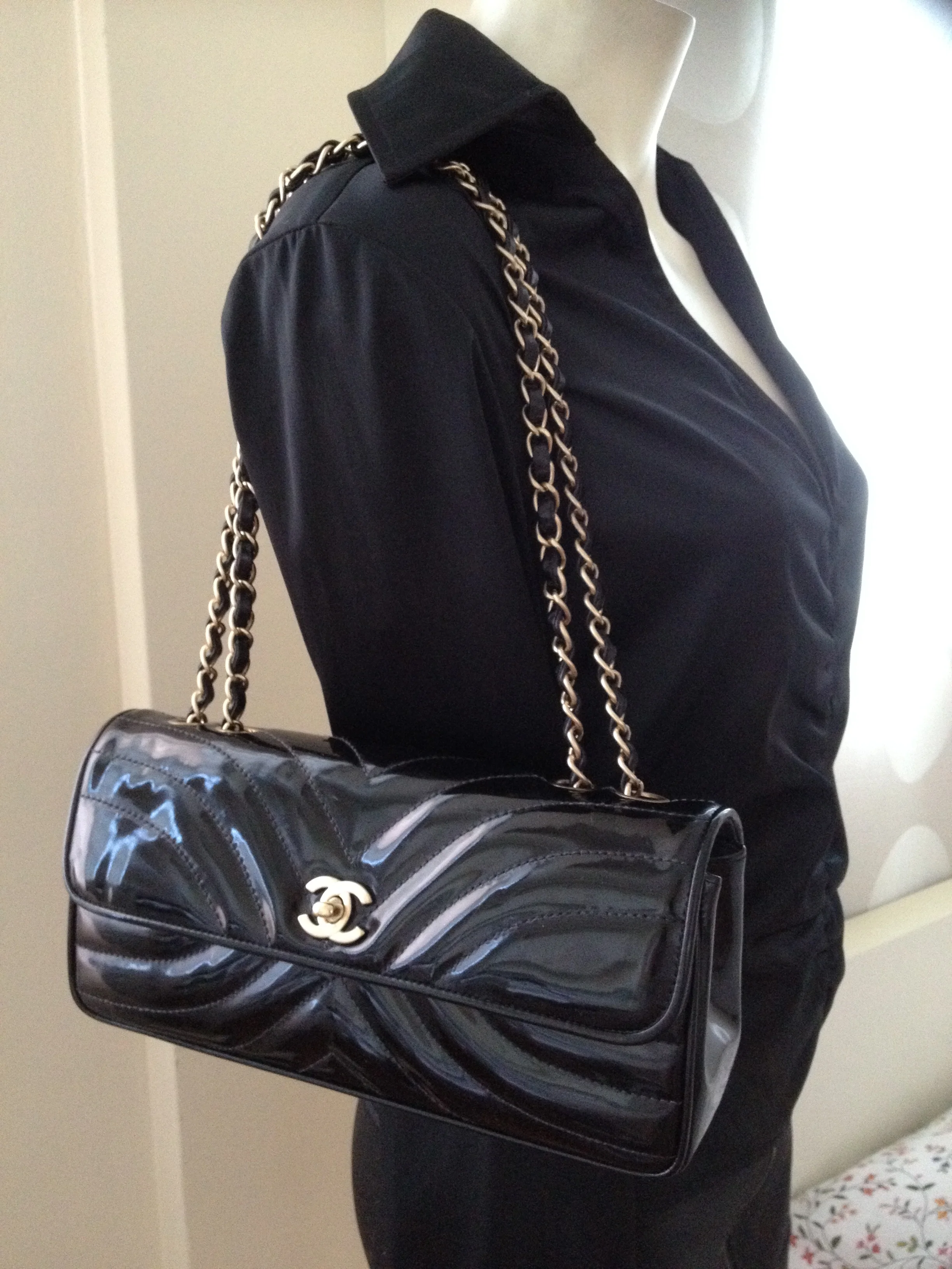 side-chanel-bag 001.jpg