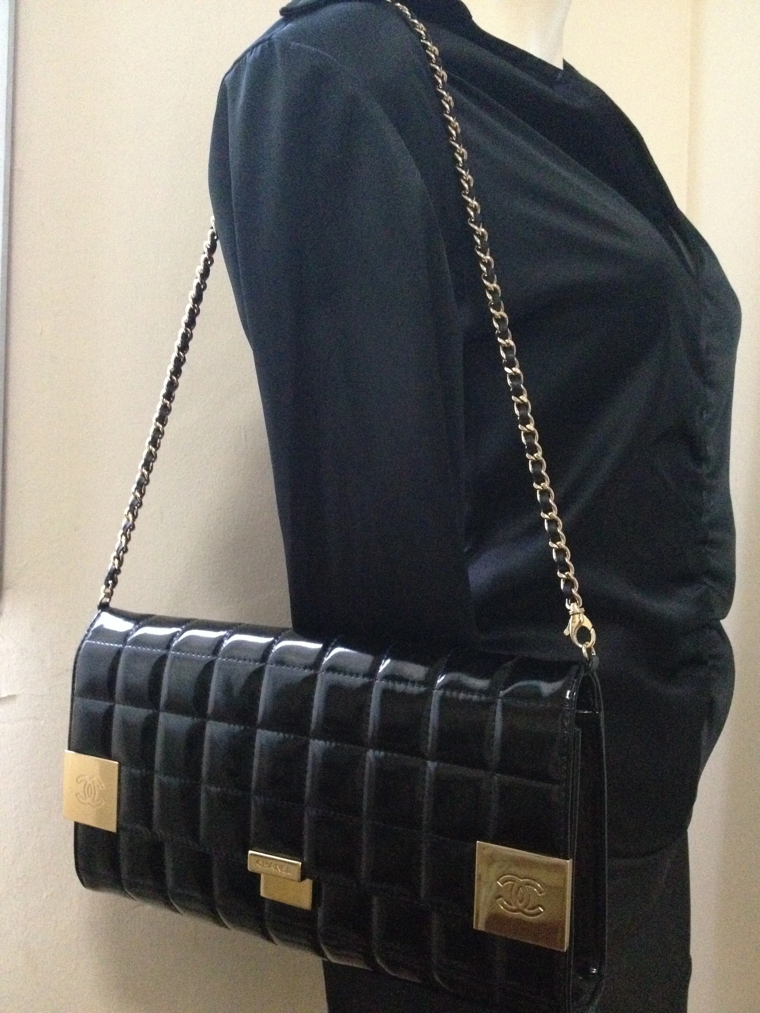 side-chanel-bag 001.jpg
