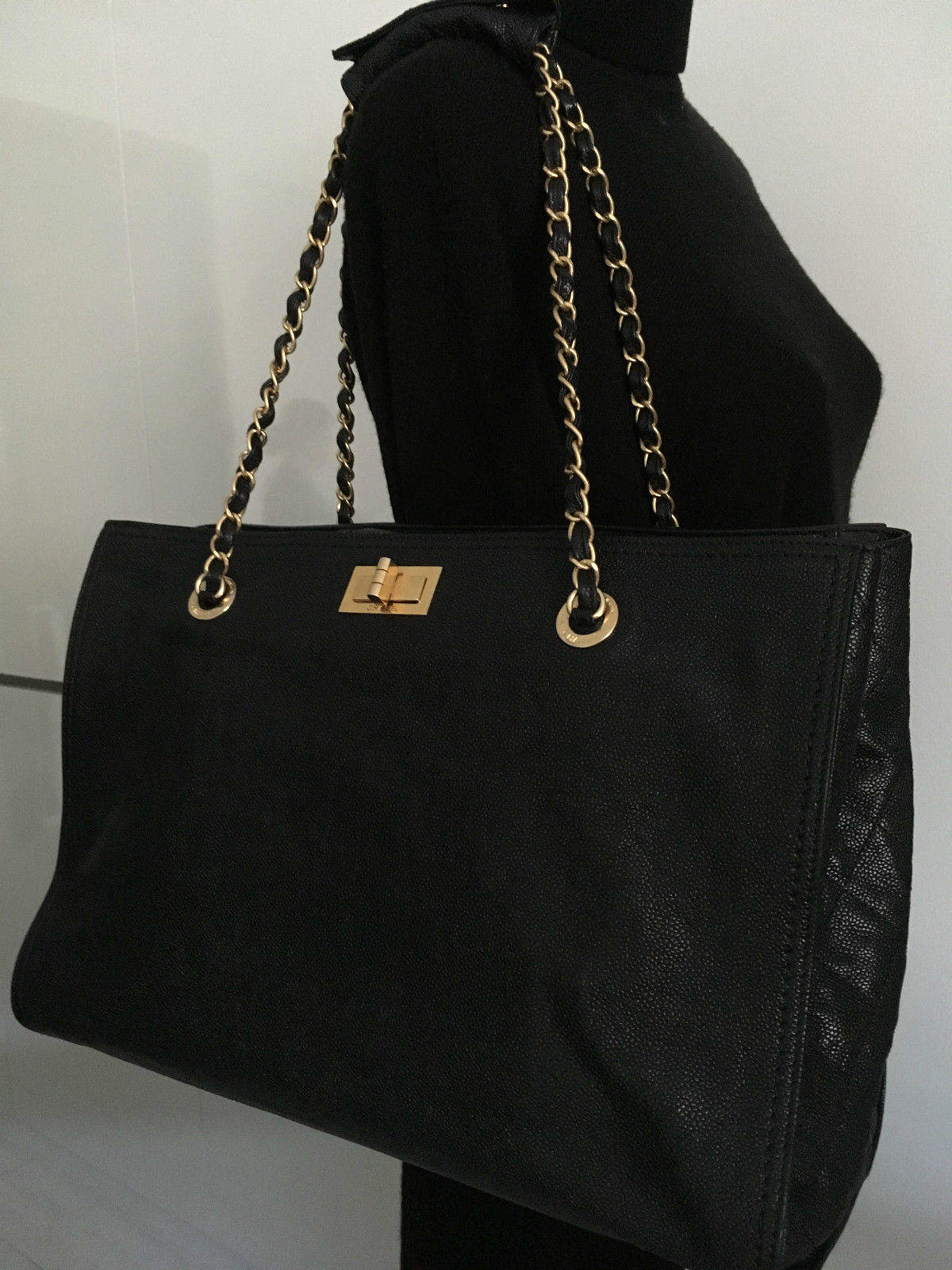 Shopper Large Caviar Black