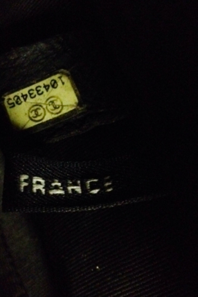 side-chanel-bag 002.png