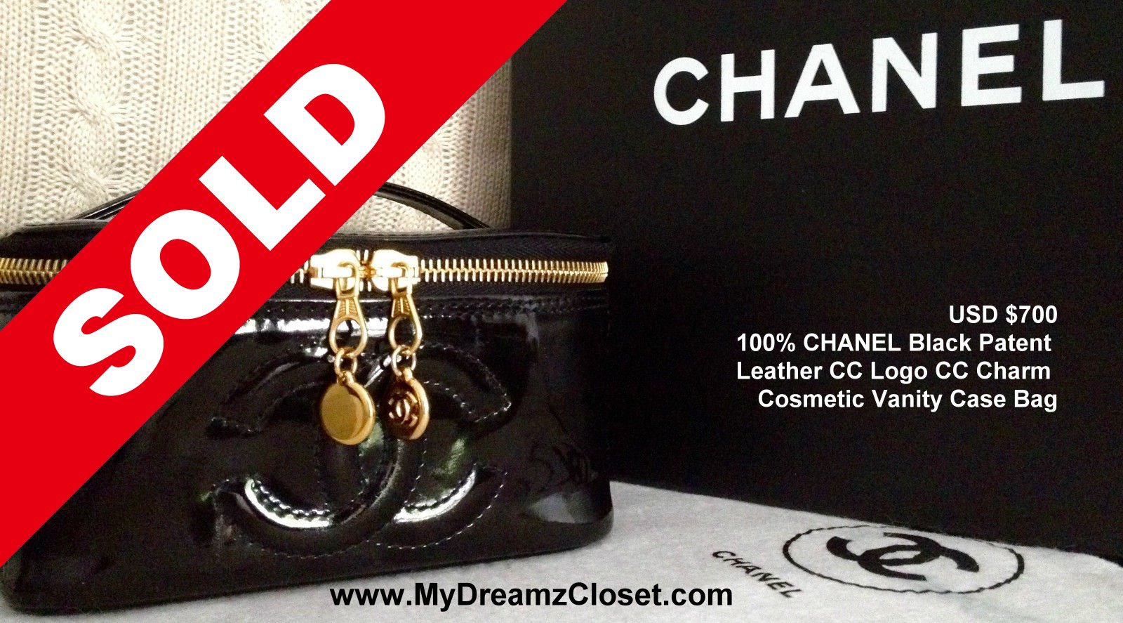 100% CHANEL Black Patent Leather CC Logo CC Charm Cosmetic Vanity Case Bag