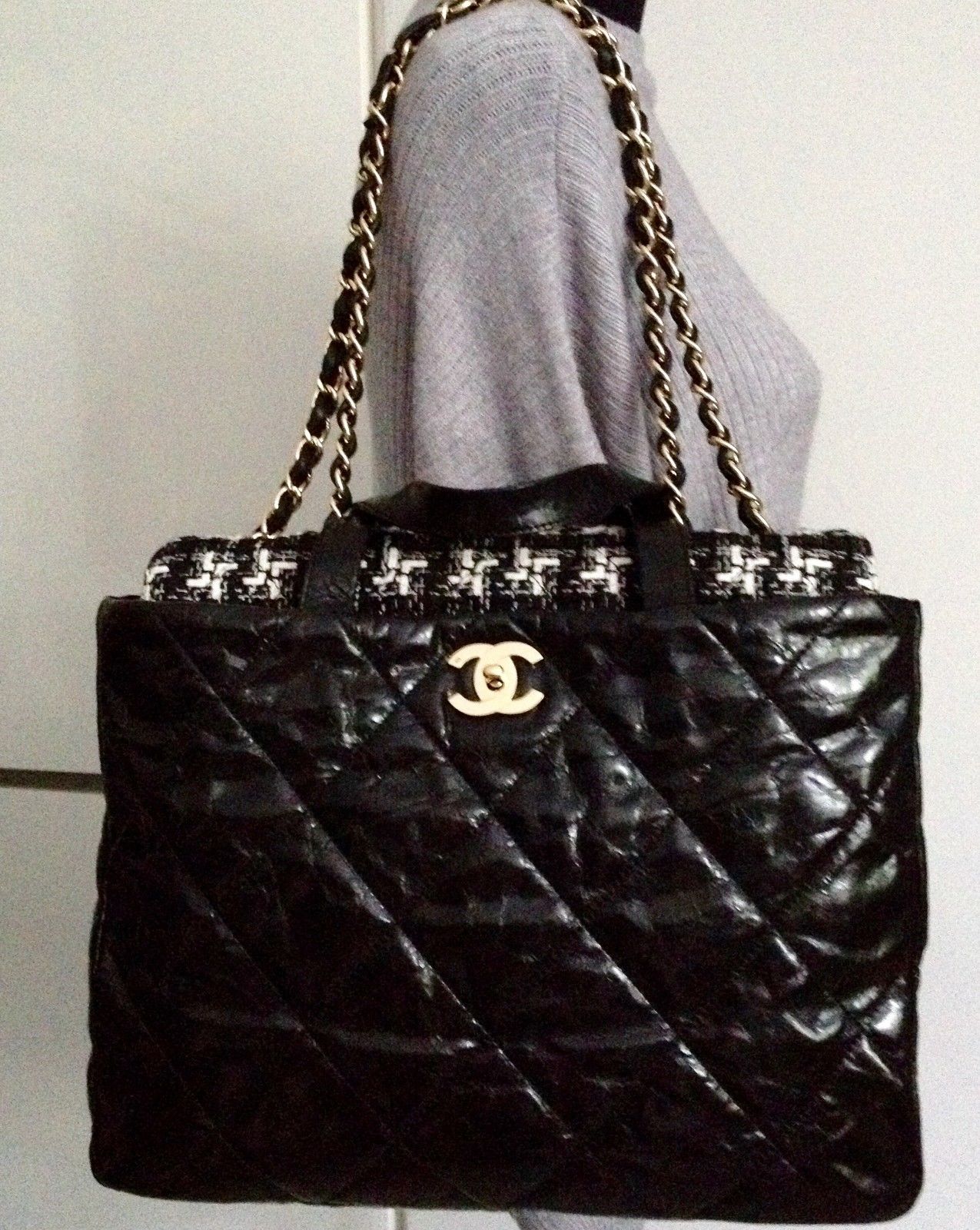 Chanel Black In the Mix Portobello Soft CC Turnlock Tote Bag