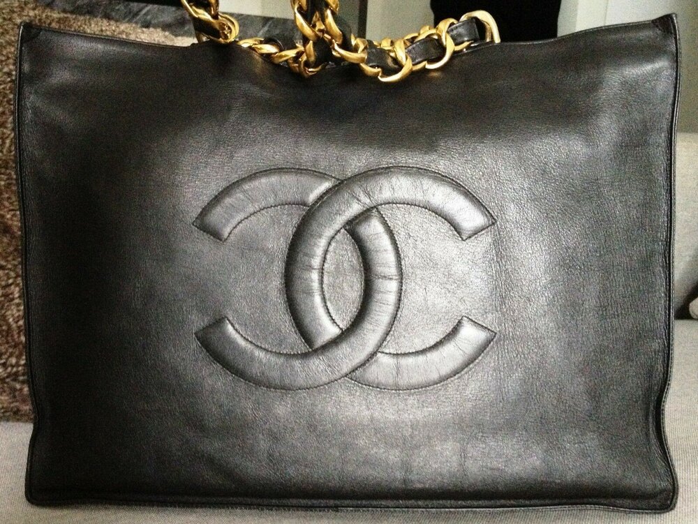 SOLD - FULL SET CHANEL Black Calfskin Leather CC 24K Gold Chain Celebrity Tote  XL Bag - My Dreamz Closet