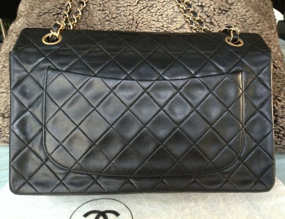 chanel black chain purse