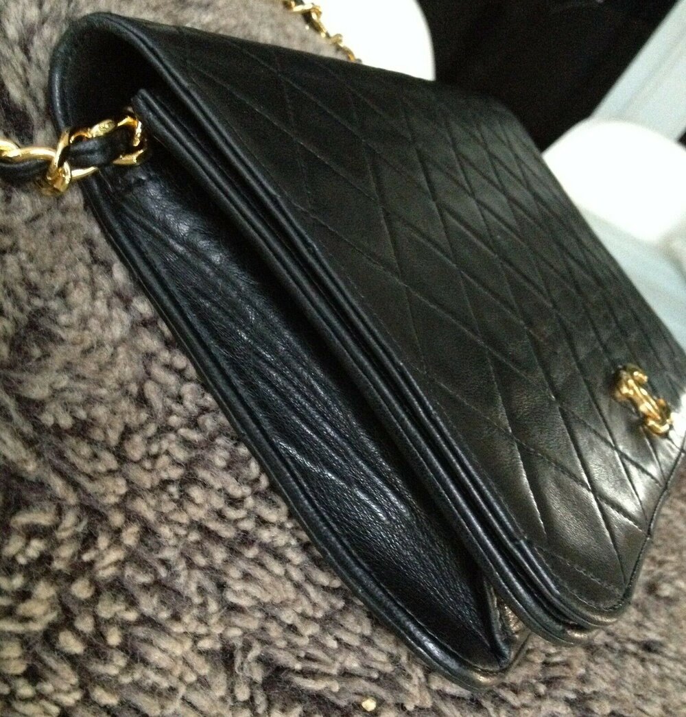 Vintage Chanel Black Classic Lambskin CC Gold Chain Crossbody Clutch 9 Flap  Bag - My Dreamz Closet