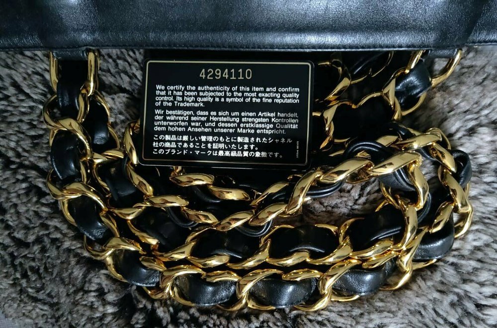 SOLD - FULL SET CHANEL Classic Black Calfskin Big CC Gold Chain Celebrity  Tote XL Bag - My Dreamz Closet