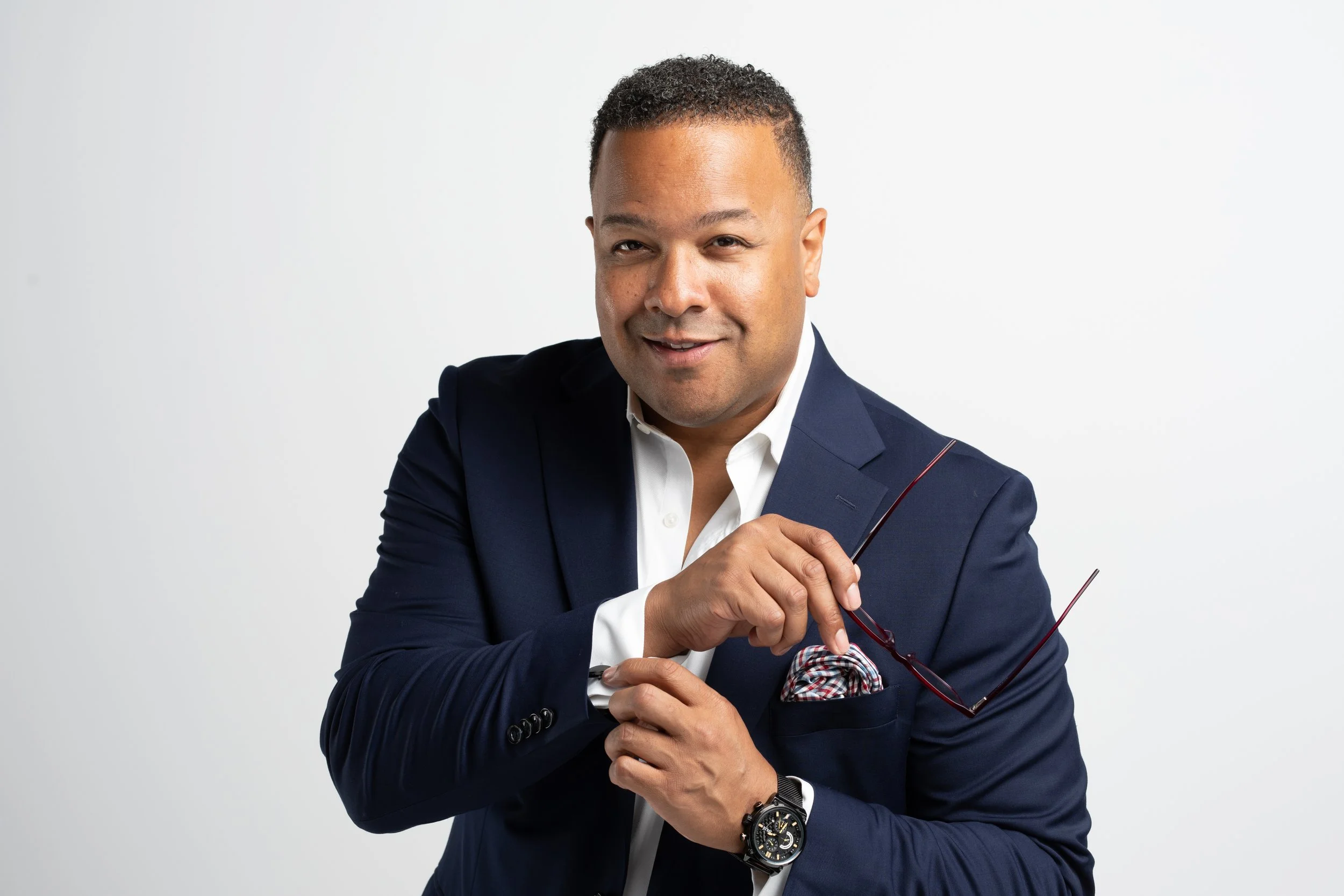 cassius-f-butts-aoagwllc-headshot-01.jpg