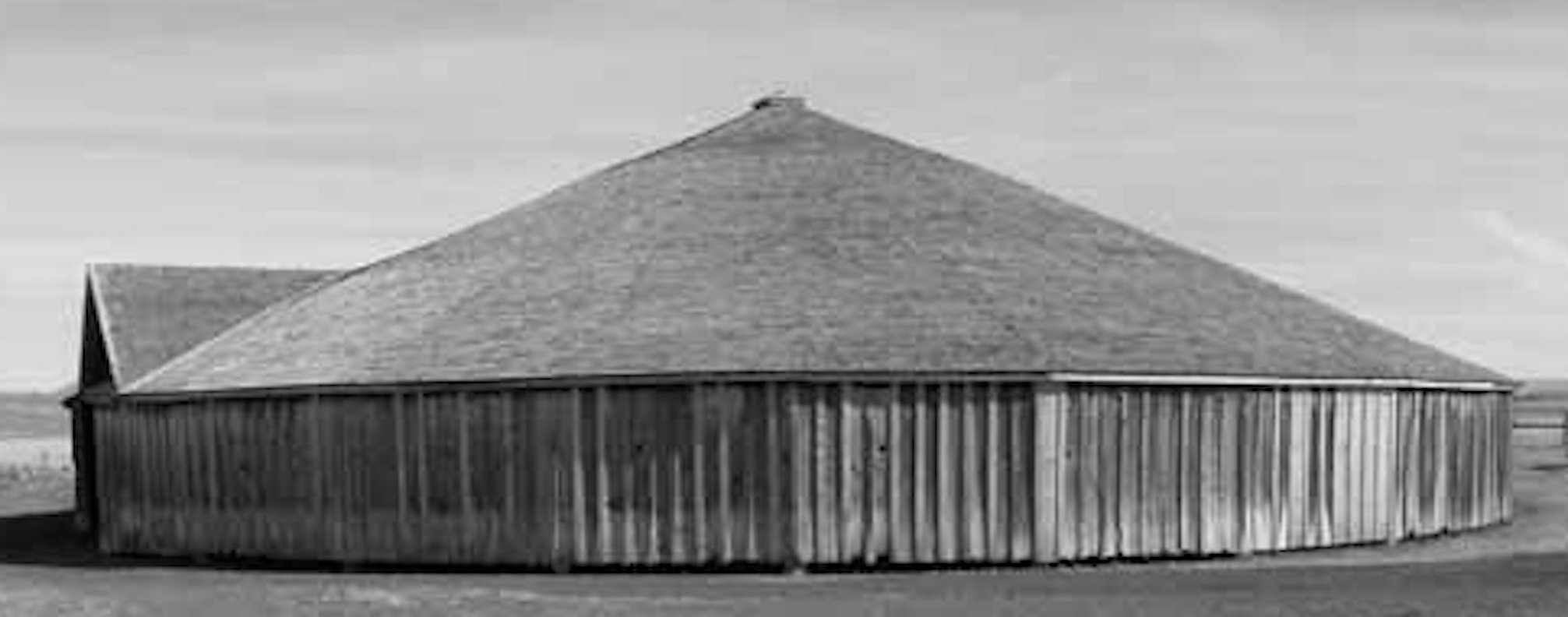 Pete French Round Barn.jpg