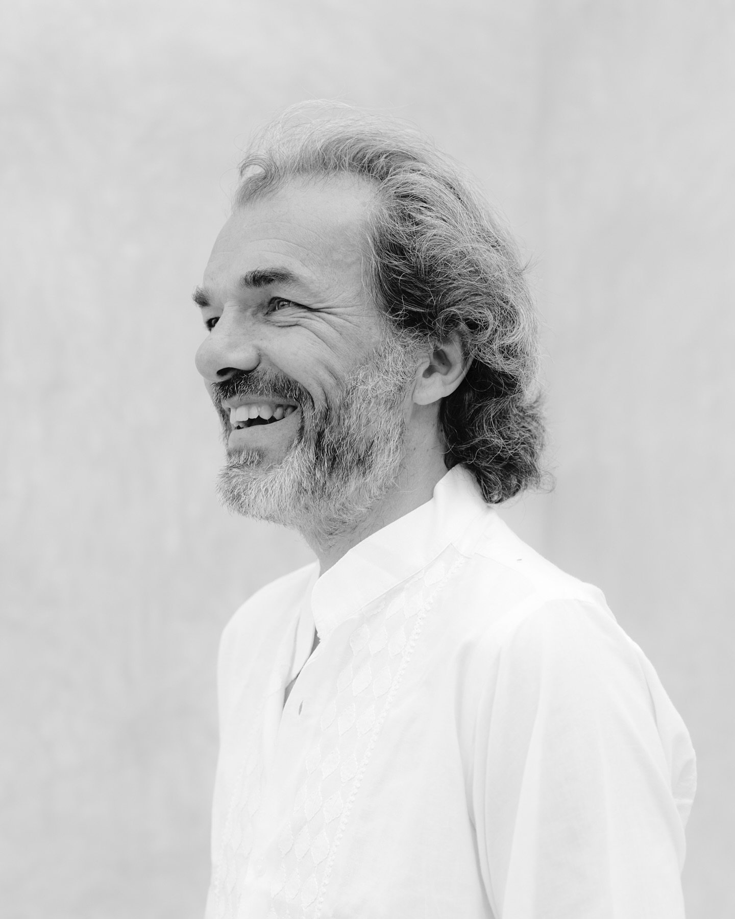 Portraits of artist @cyrildecommarque for @domusnovaibiza 🤍

#sayanacairo #sayanacairophoto #ibiza #ibizaphotographer #portrait #portraitphotographer #artistportrait #eivissa #portraitphotography