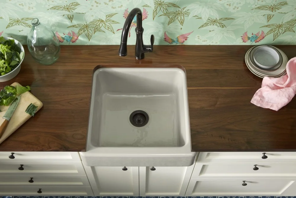 Bellera Kitchen Faucet 560, Whitehaven Sink 6489
