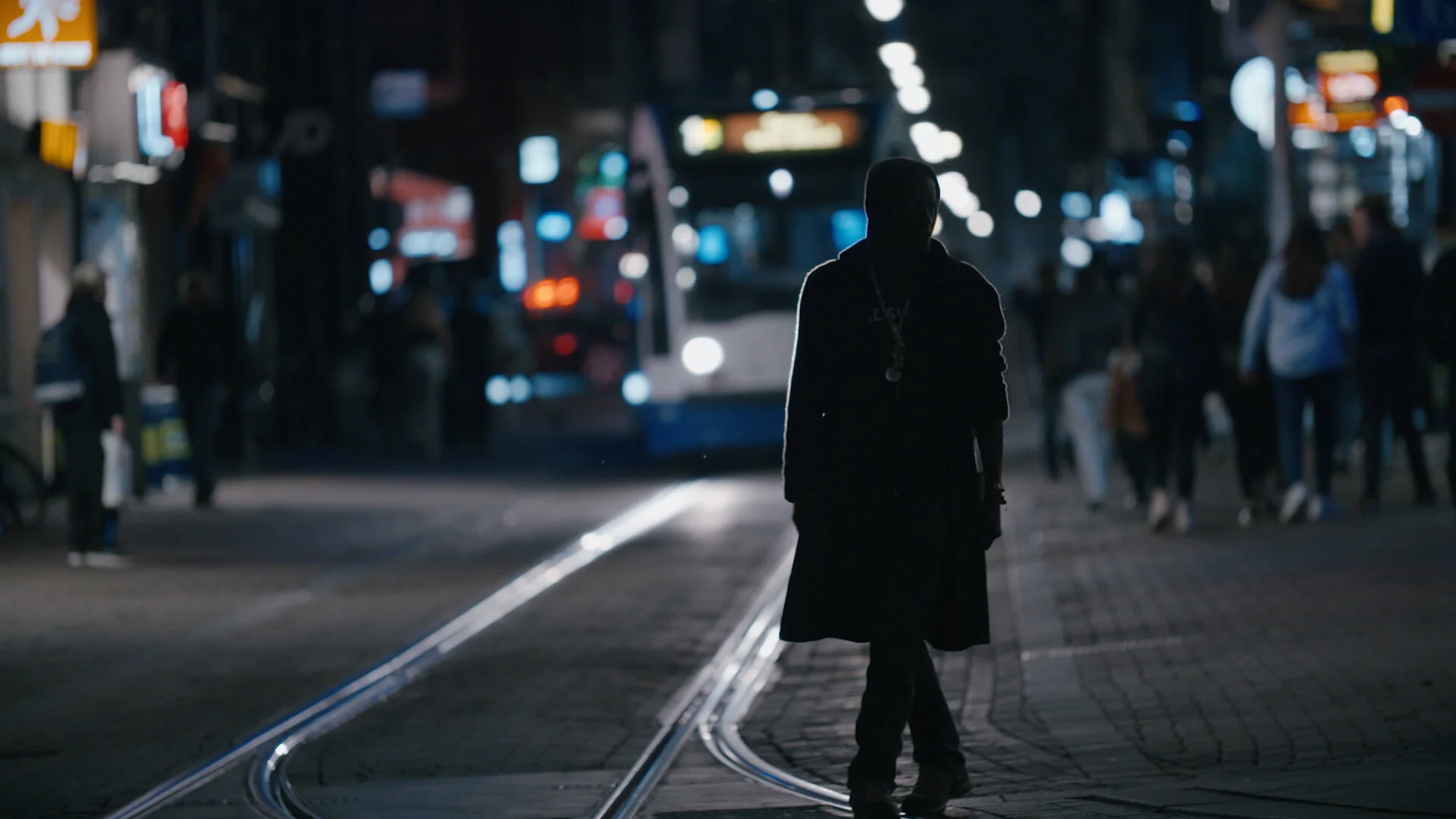 dichterbij _20200901_NFF_v7.00_04_33_00.Still003.jpg