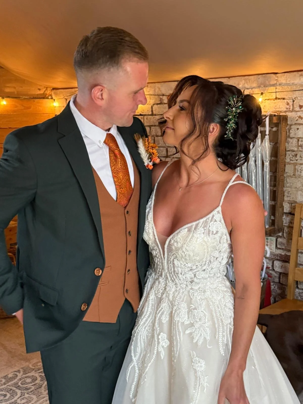 Robbie and Stacy's wedding at Stanford Farm in Shropshire