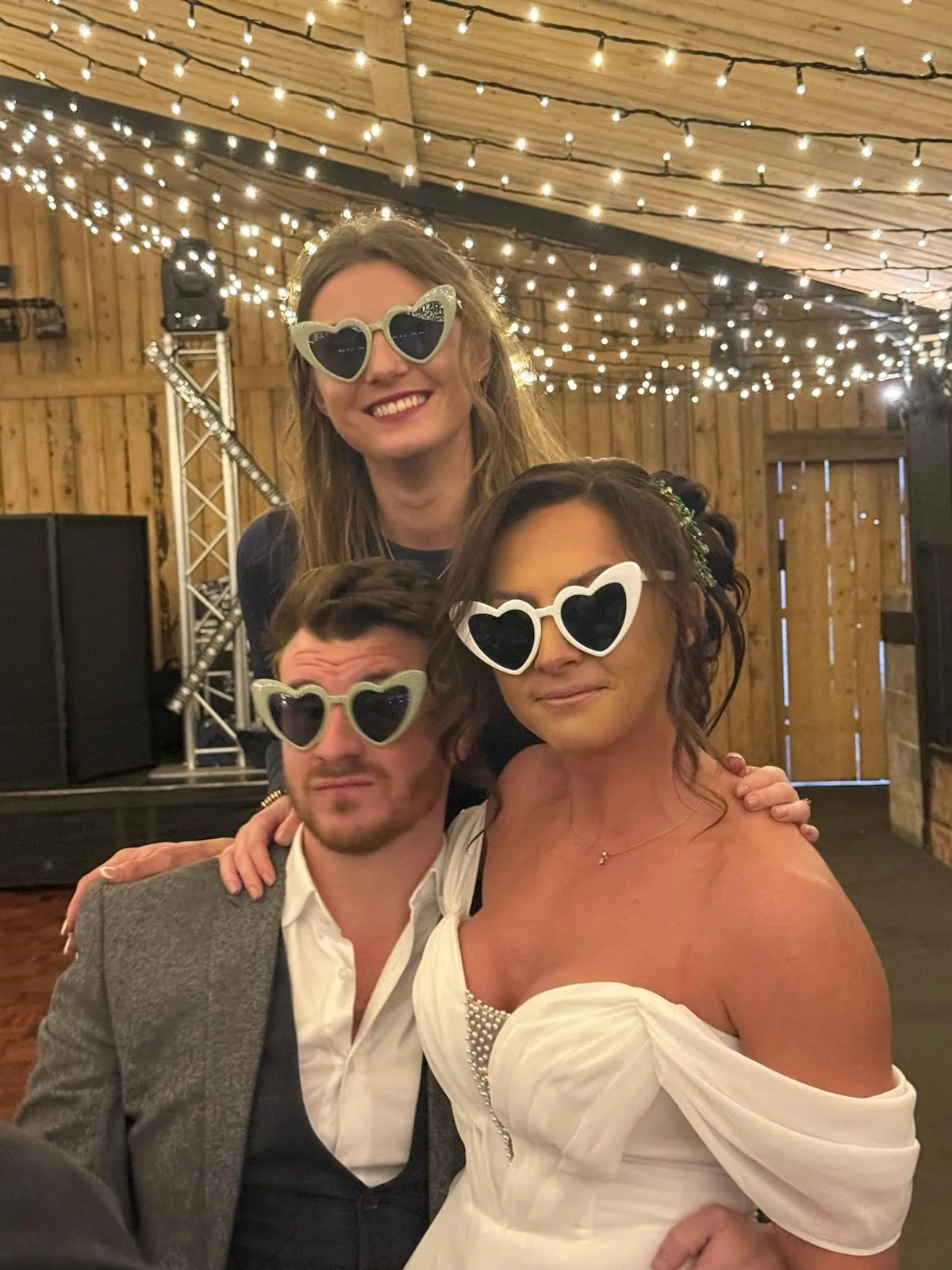 Stacey &amp; Robbie’s Beautiful October Wedding