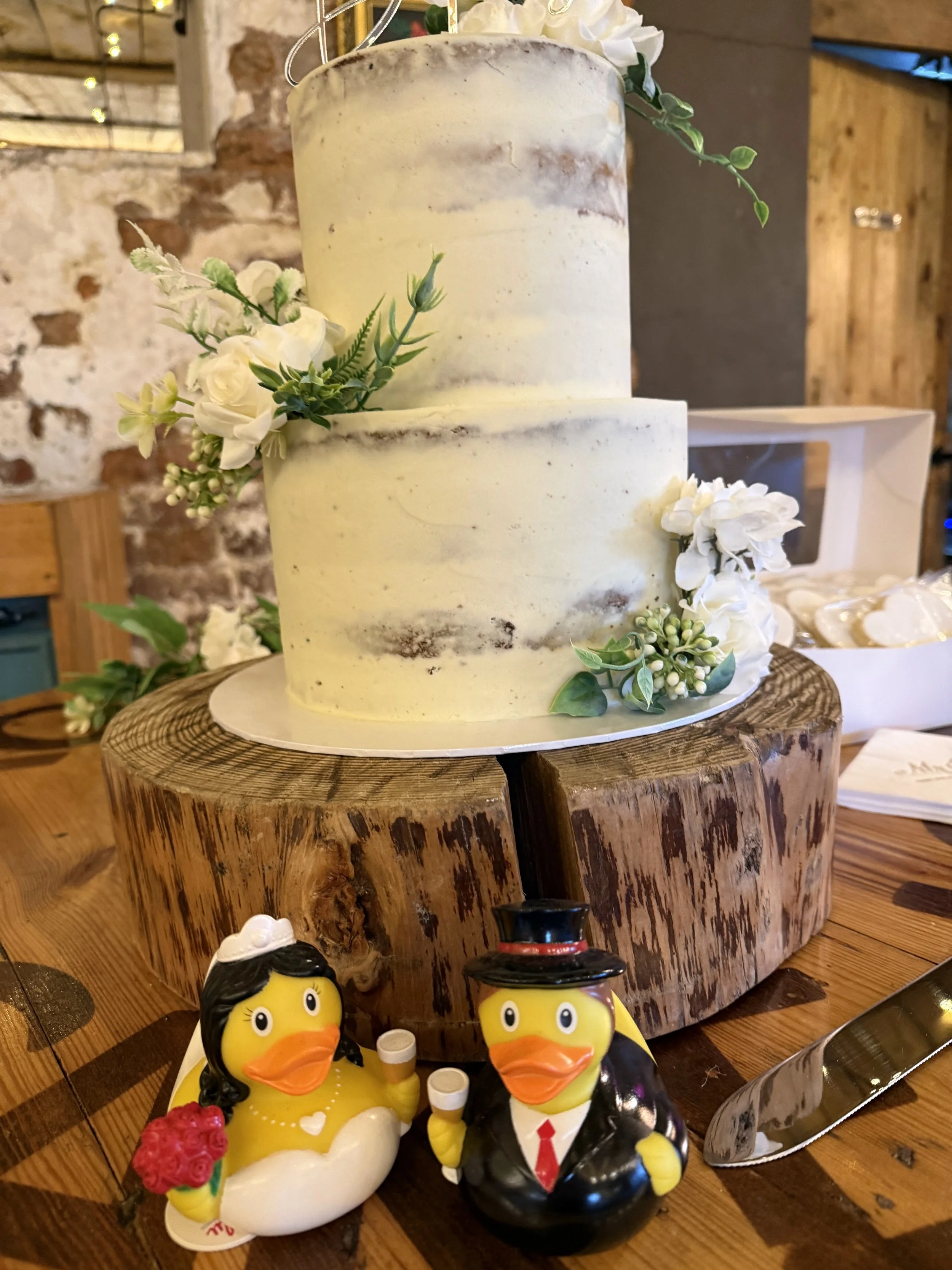 Jodie and Wayne’s Wedding cake at Stanford Farm 20th December 2025