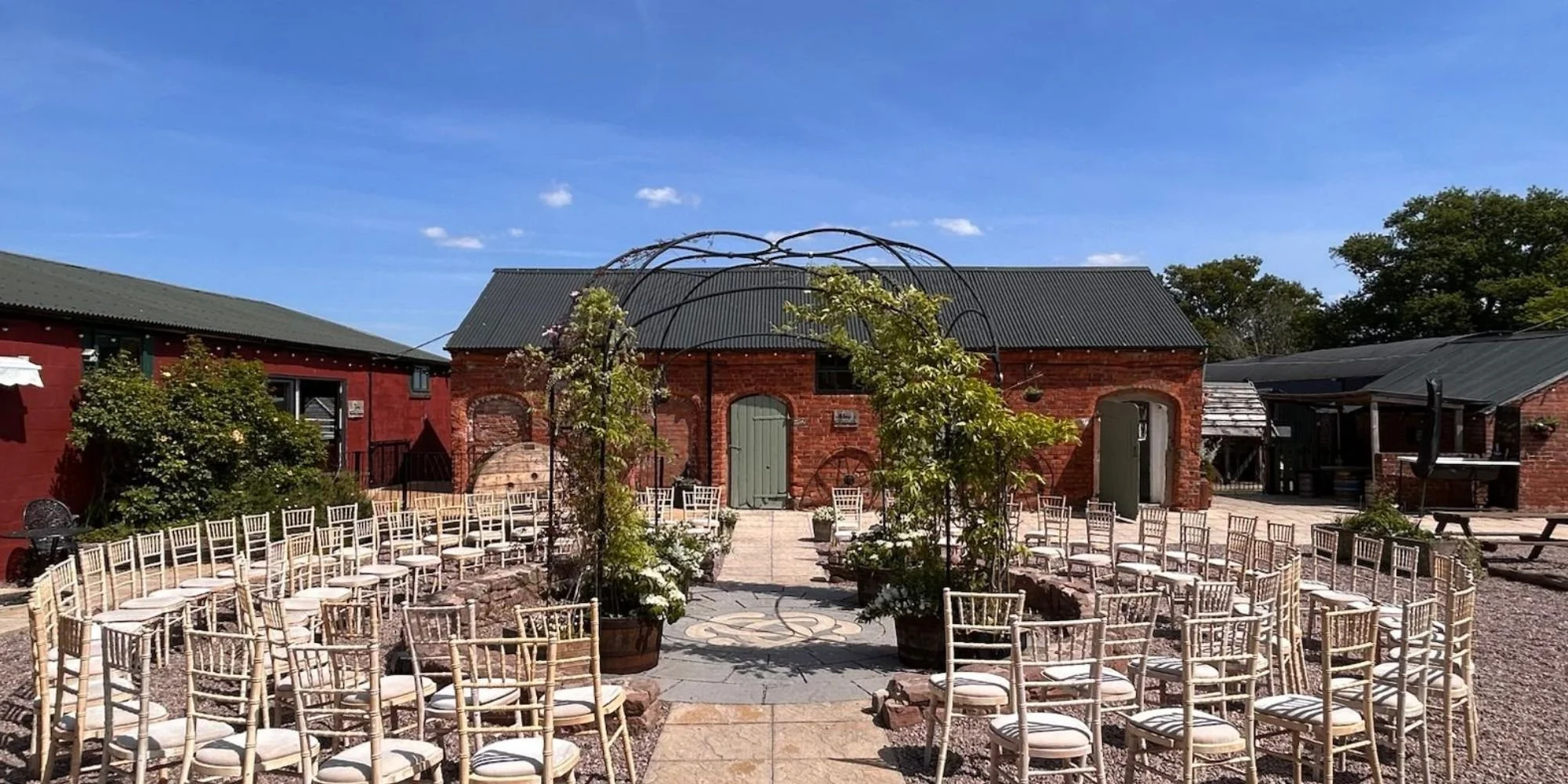 The celtic knot at stanford farm wedding venue..jpg