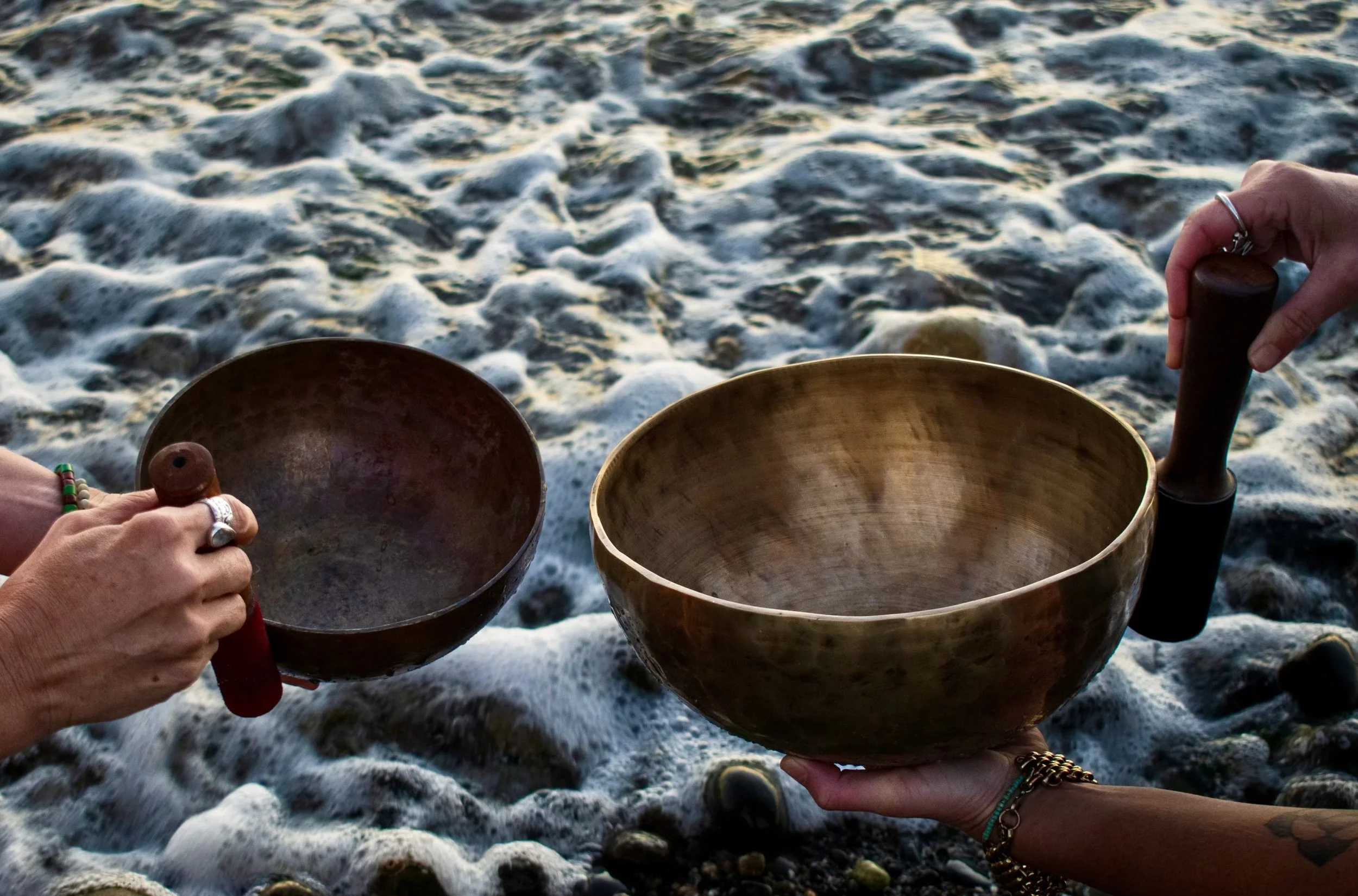 Bowlhandcloseupwater1-1.jpeg