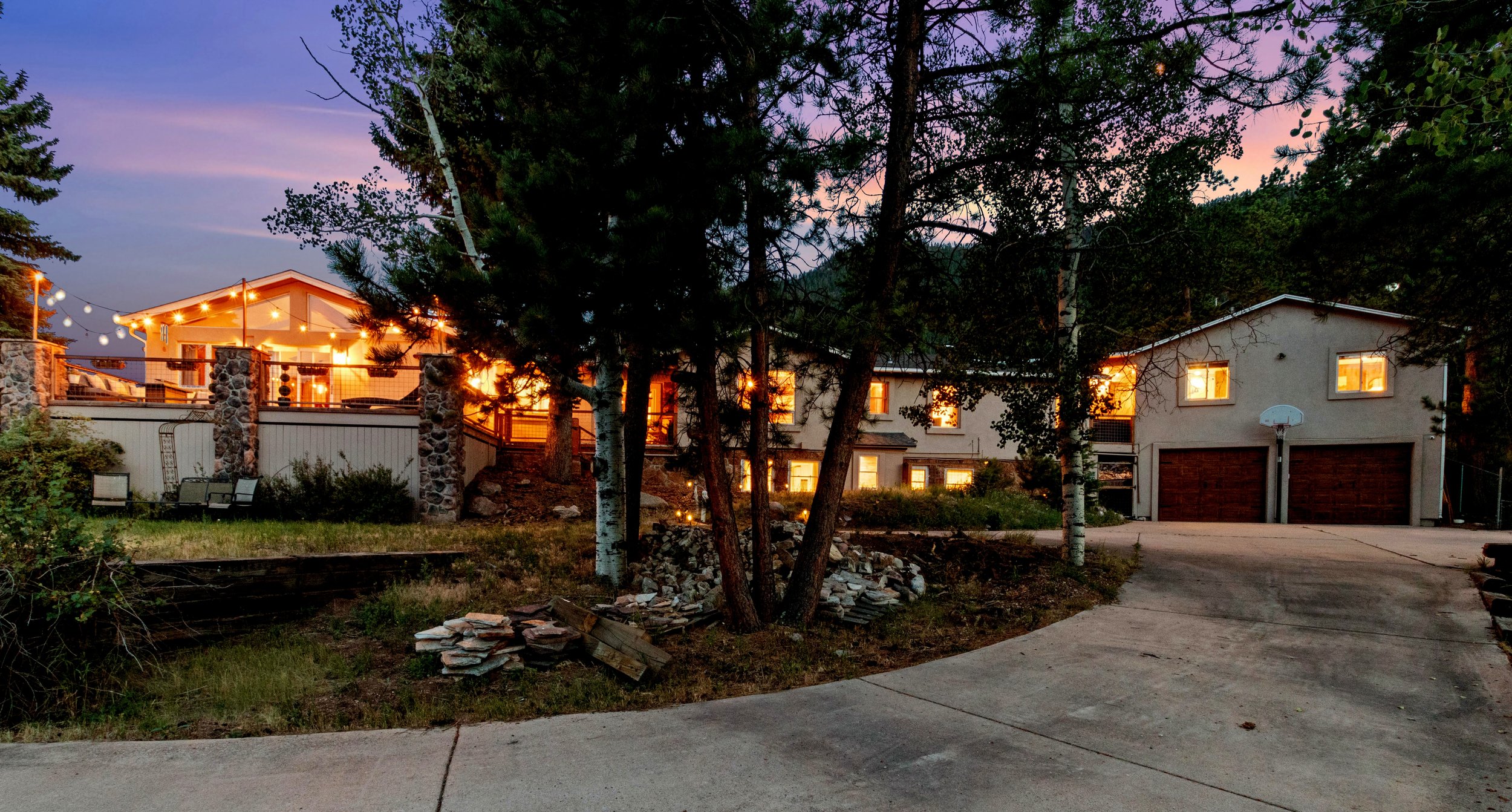 8825 Chipita Park RD.jpg