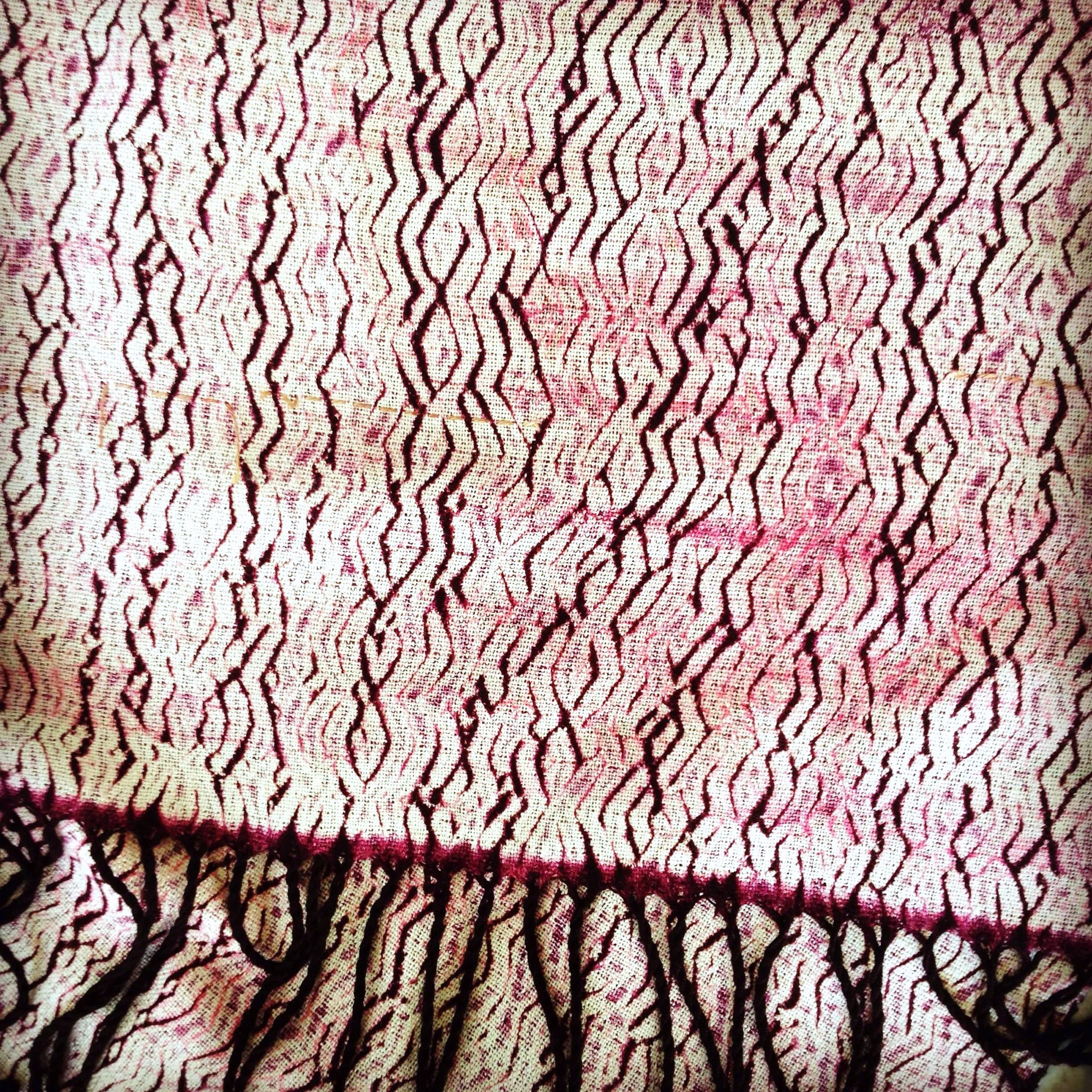 Woven shibori detail.