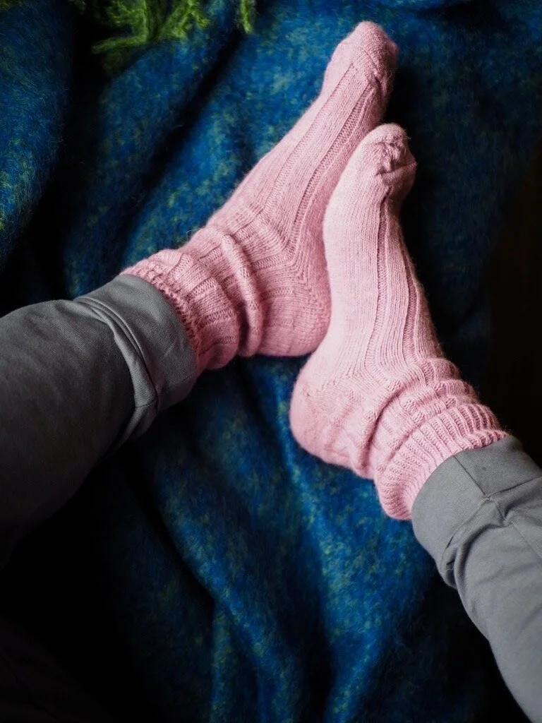 C86E738A-684B-425B-B77F-ED9AFF66F007