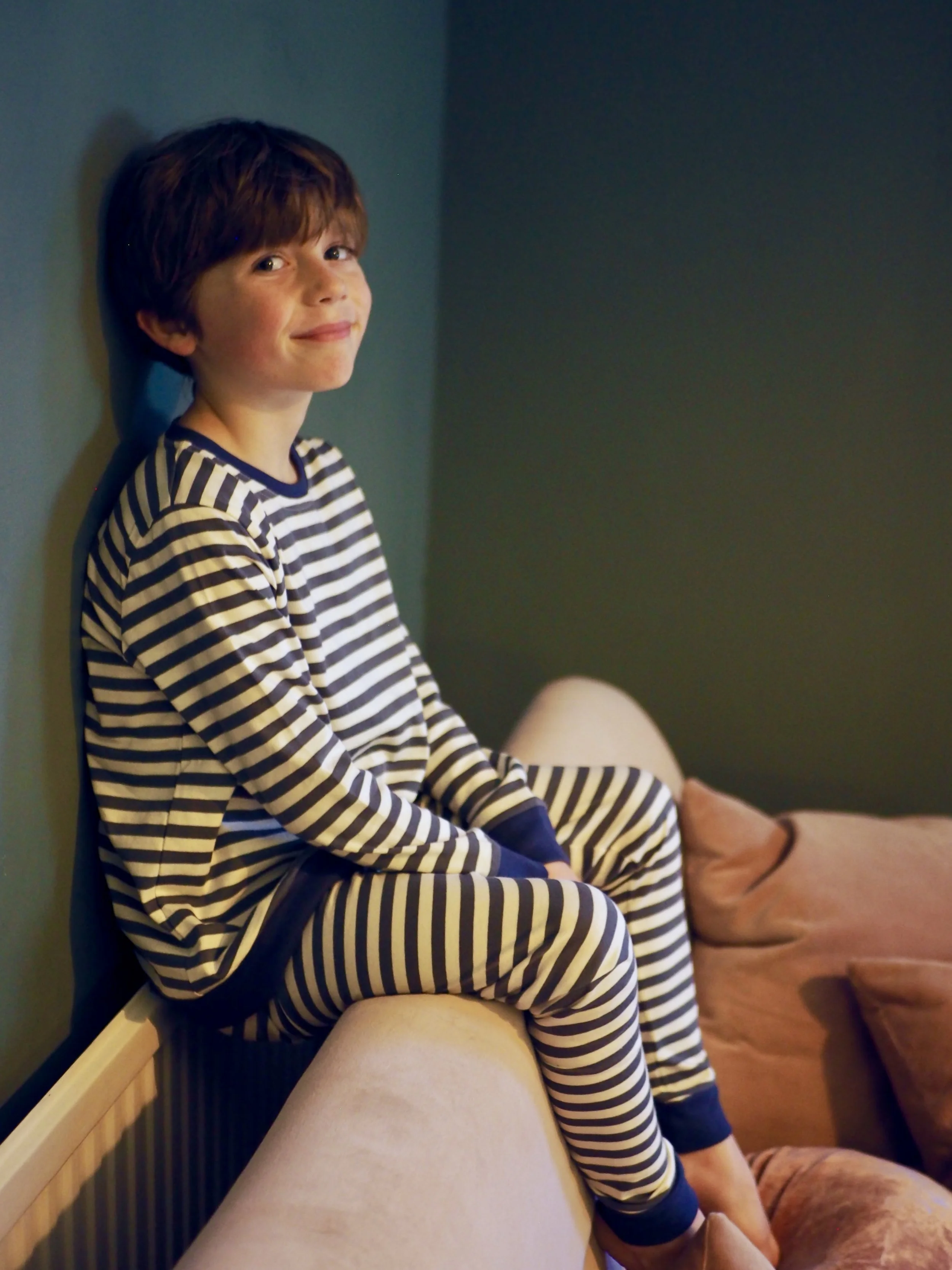 cosmo pyjama set / grey stripe + blue