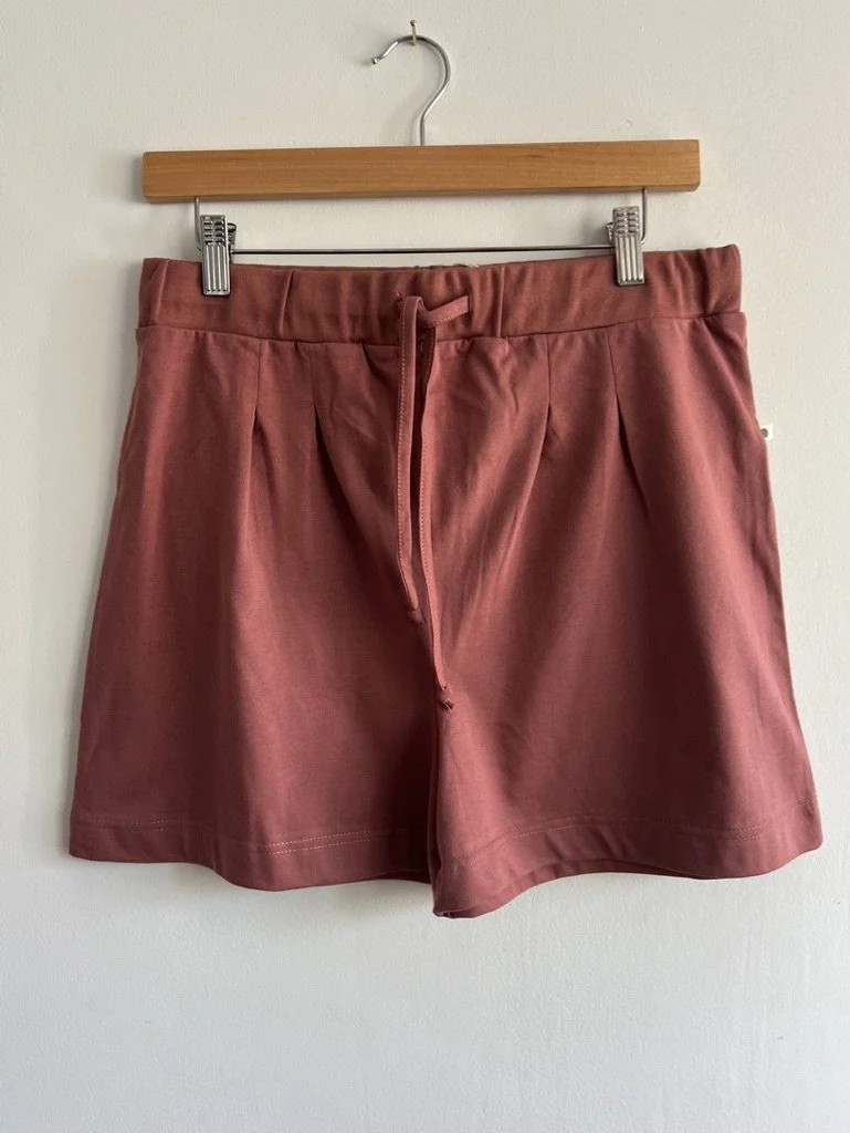 cara shorts / clay