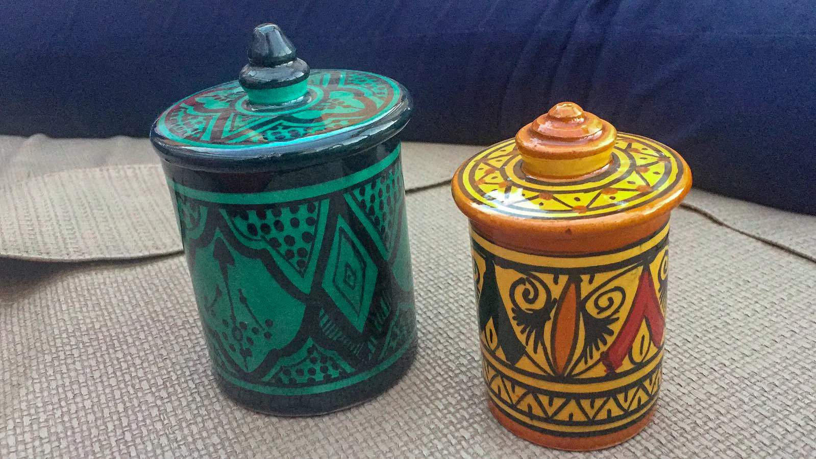 Little storage containers with typical moroccan patterns, perfect for storing sweet treats or just for decoration!